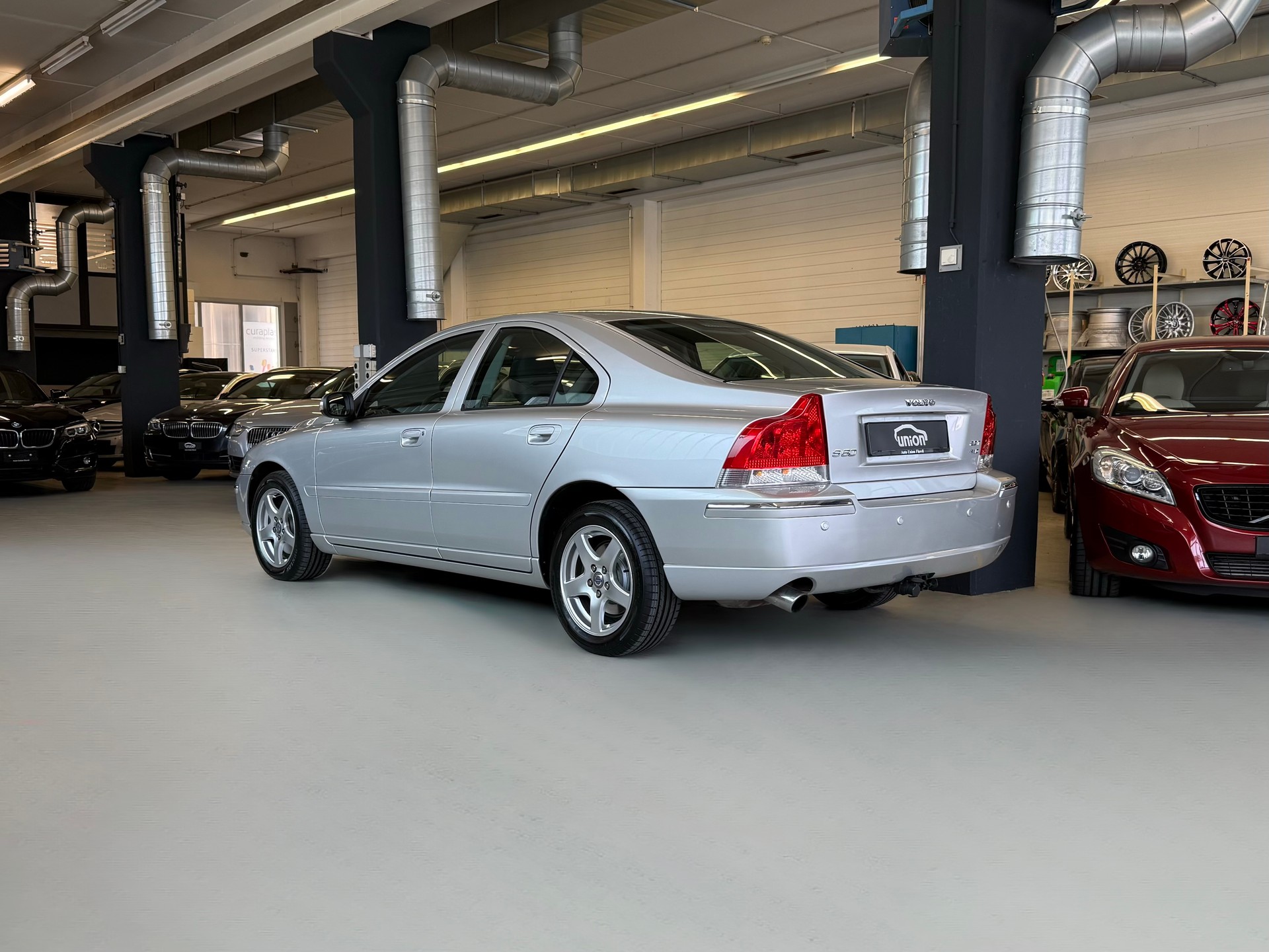 VOLVO S60 2.5T AWD Summum-image-6