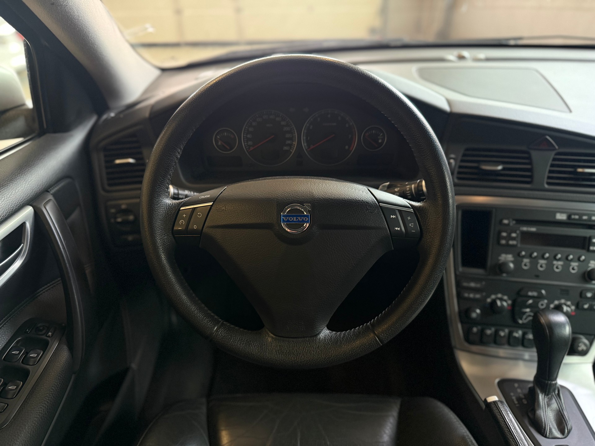 VOLVO S60 2.5T AWD Summum-image-13