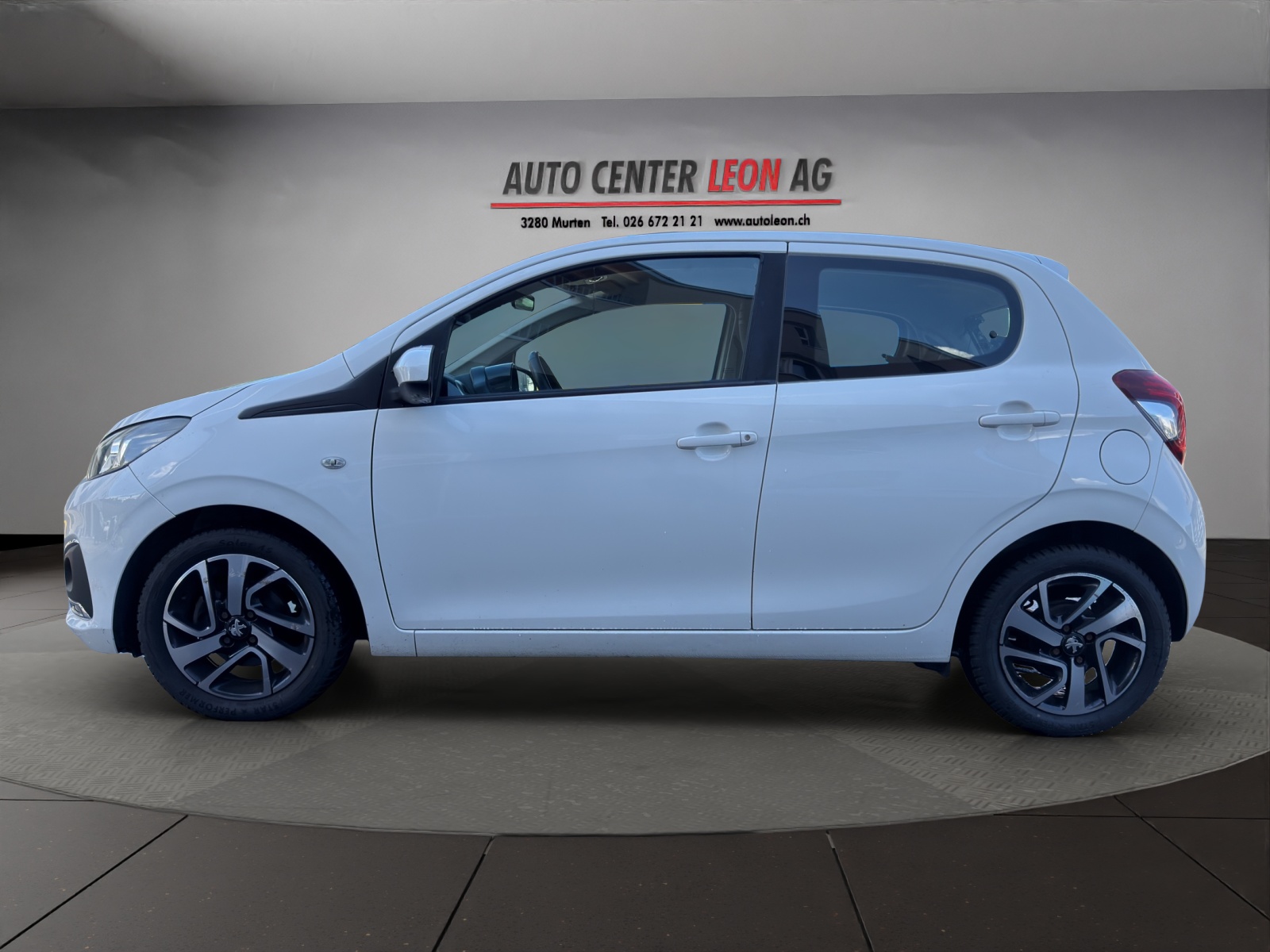 PEUGEOT 108 1.2 VTi Active-showroom-element-2
