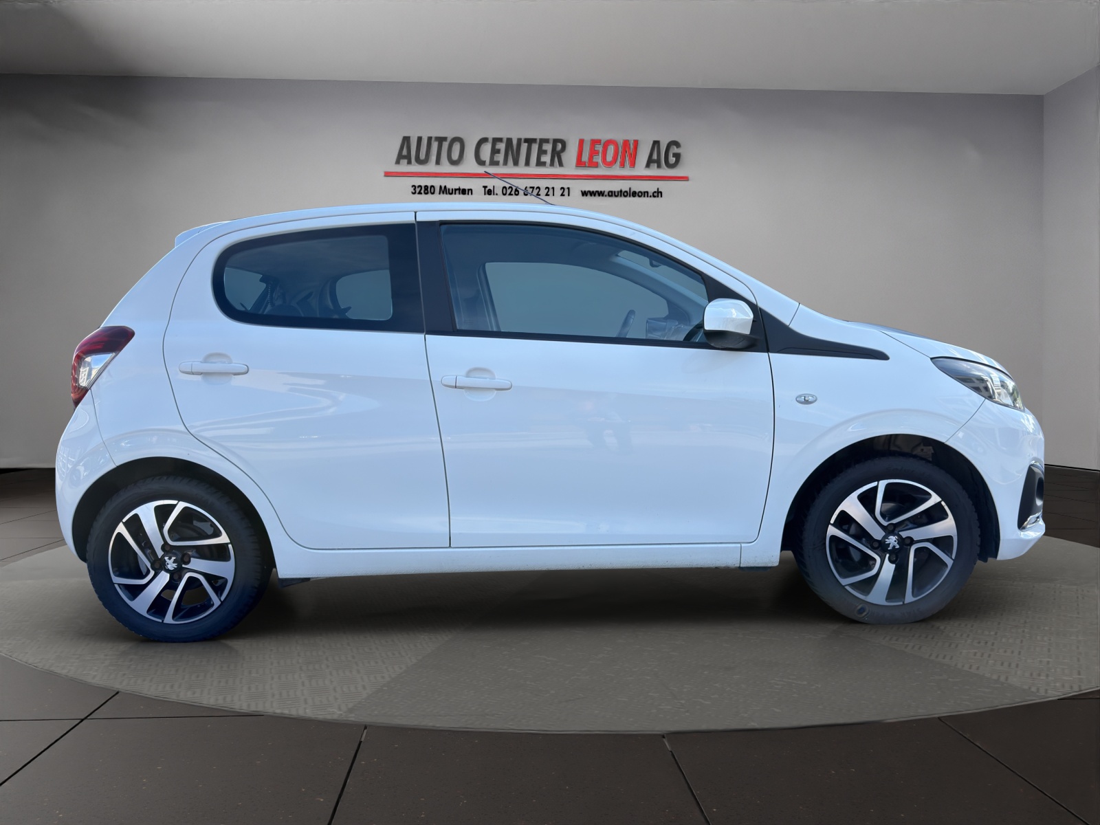 PEUGEOT 108 1.2 VTi Active-image-6
