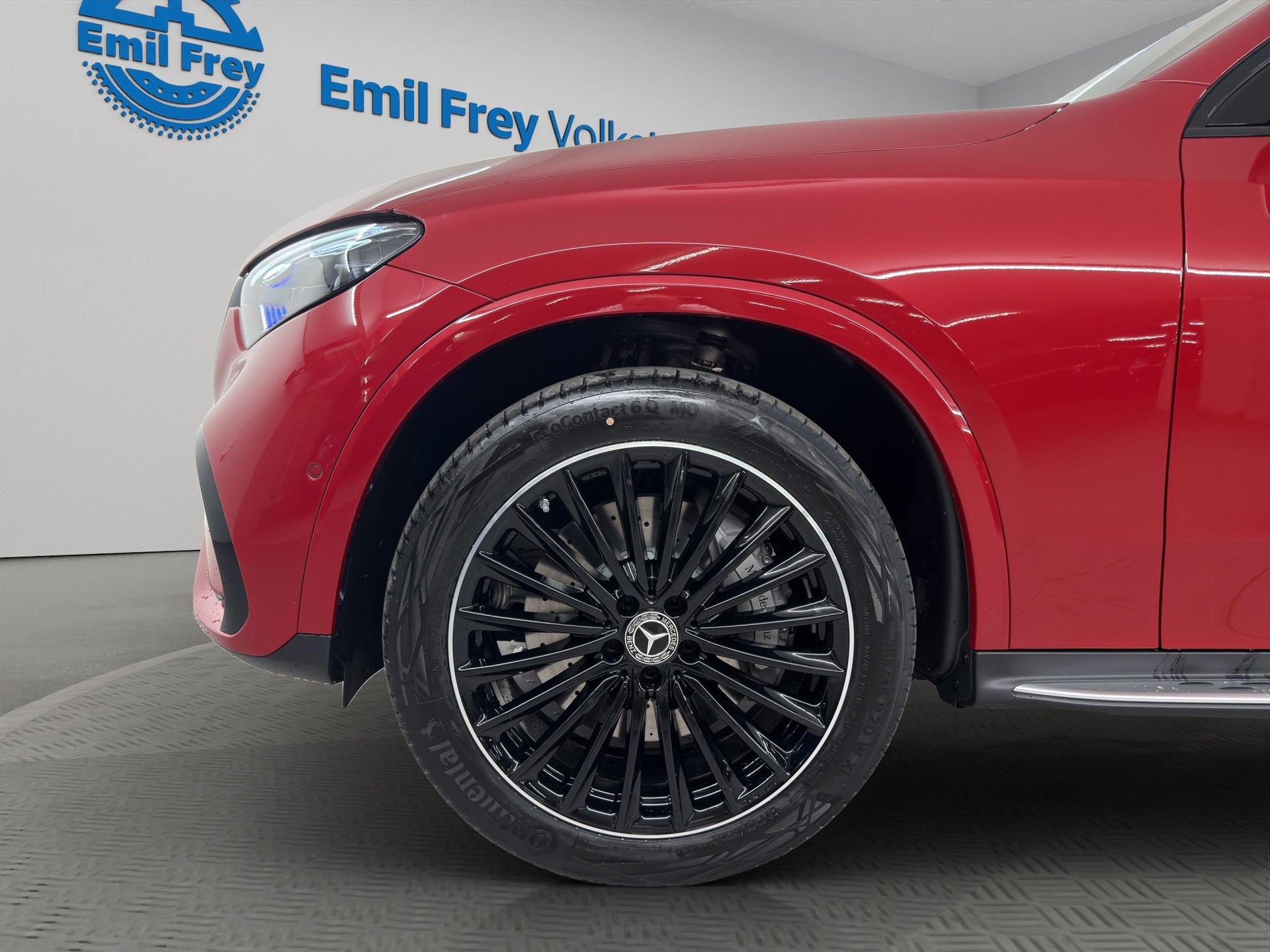 MERCEDES-BENZ GLC 300 d AMG Line 4matic-showroom-element-3