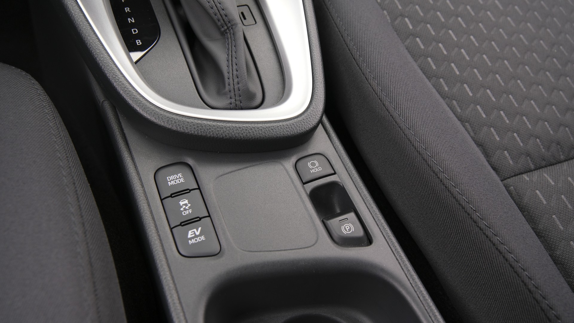 TOYOTA Yaris Cross 1.5 Trend e-CVT-image-15