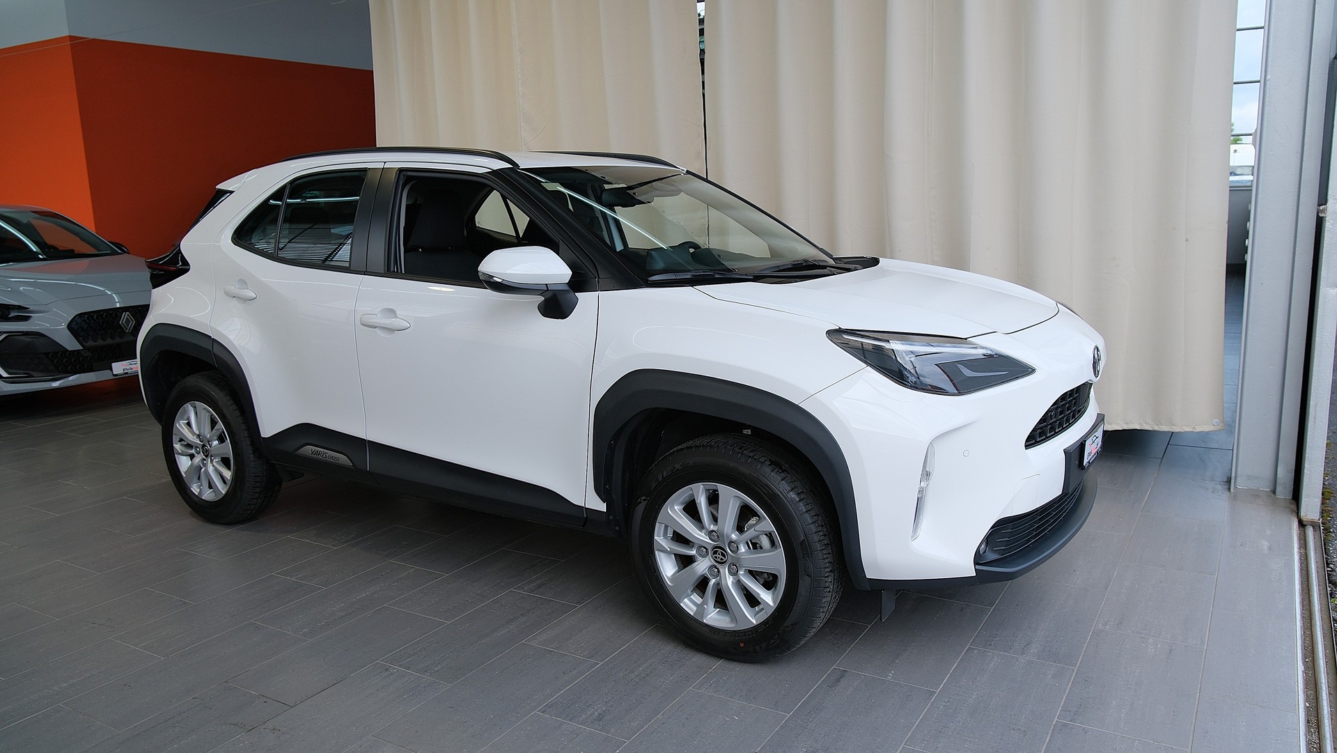 TOYOTA Yaris Cross 1.5 Trend e-CVT-image-26