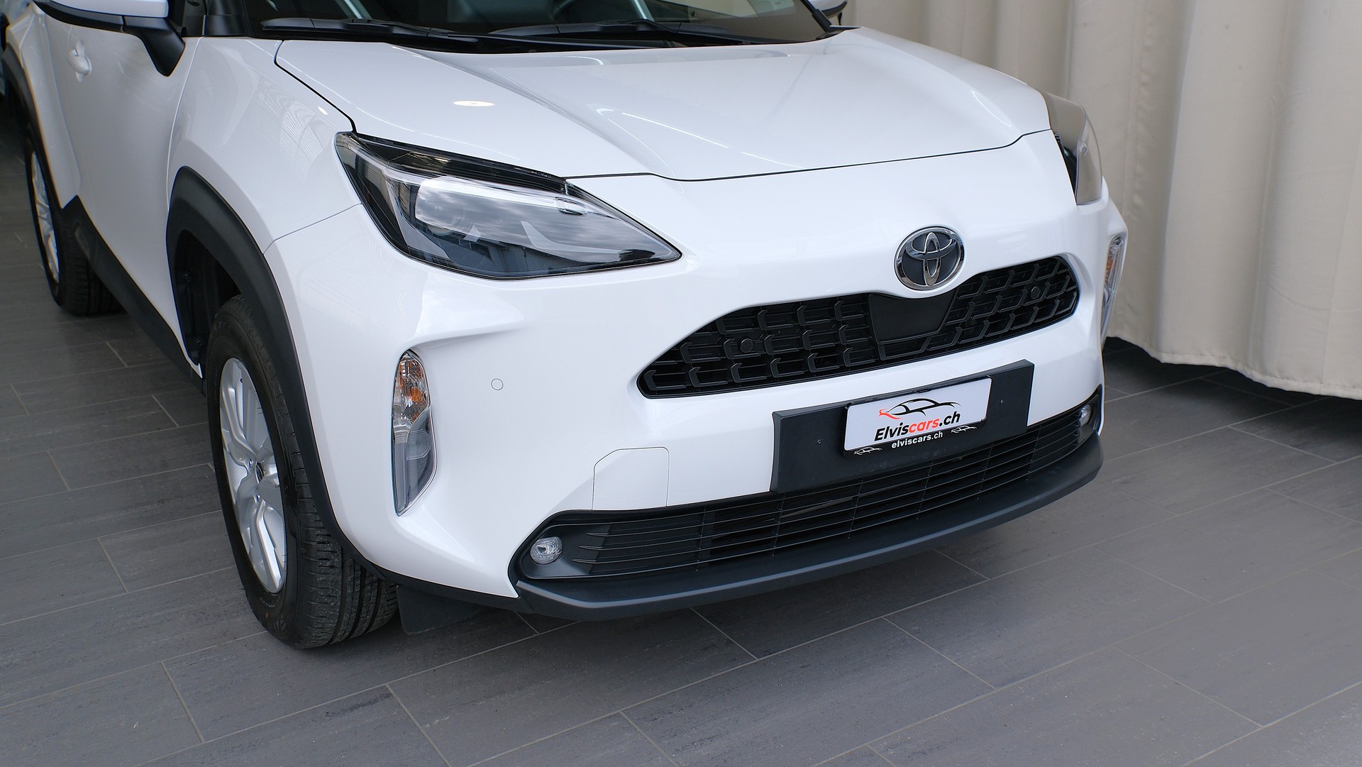 TOYOTA Yaris Cross 1.5 Trend e-CVT-image-28
