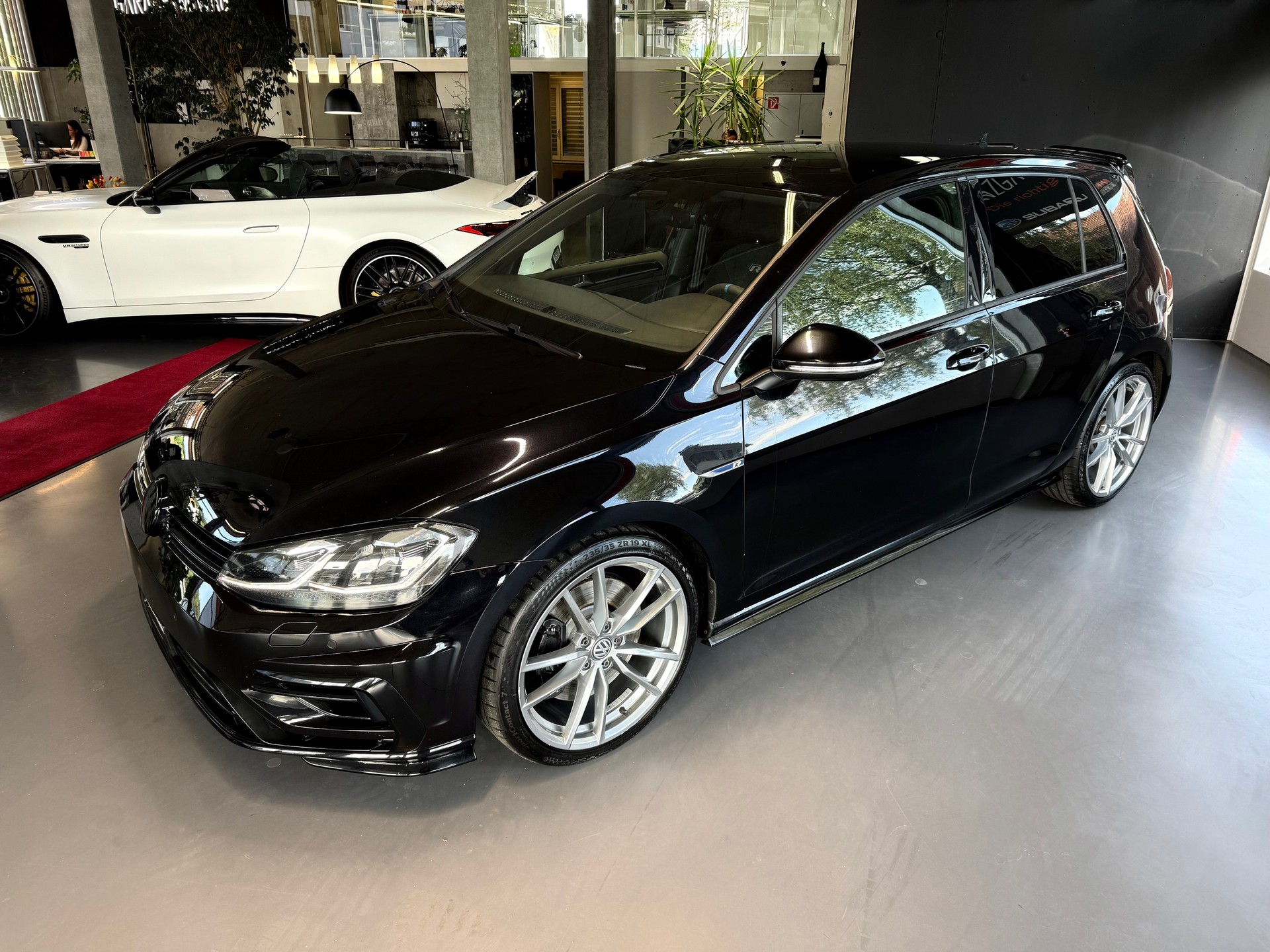 VW Golf 2.0 TSI R 4Motion DSG **REMUS**-showroom-element-1