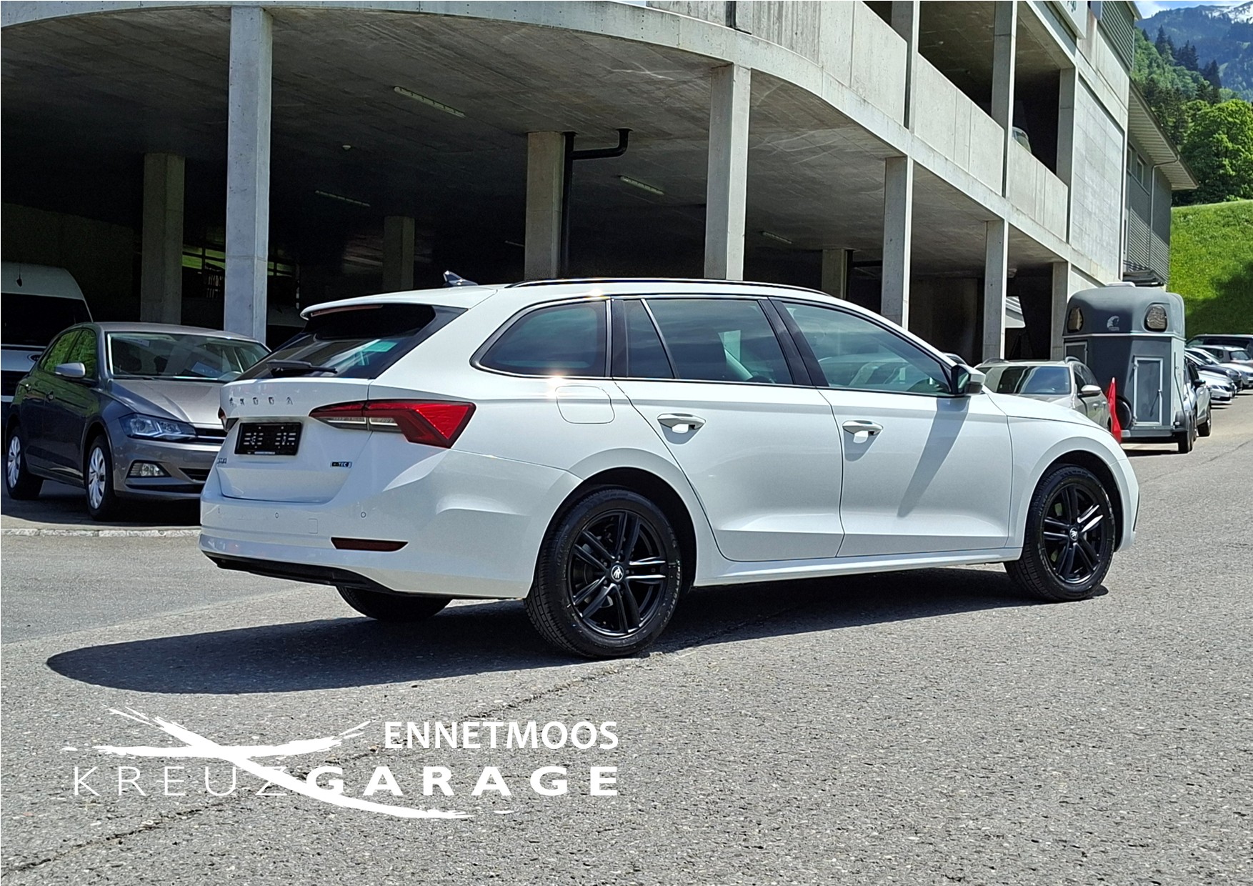 SKODA Octavia Combi 1.5 TSI mHEV DSG Ambition *8-fach bereift*-image-4
