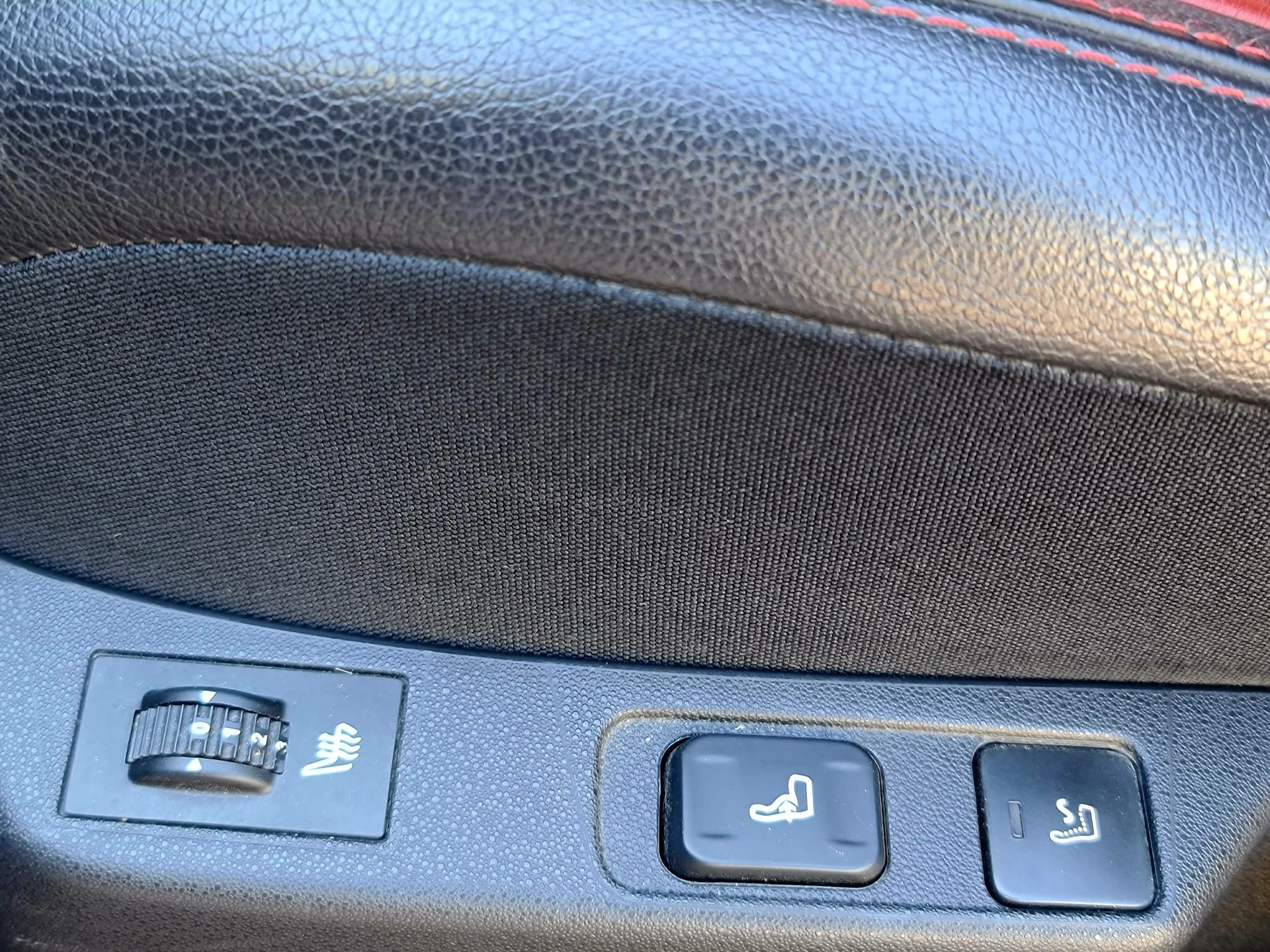 DS AUTOMOBILES DS4 1.6 THP Dark Top Automatic-image-11