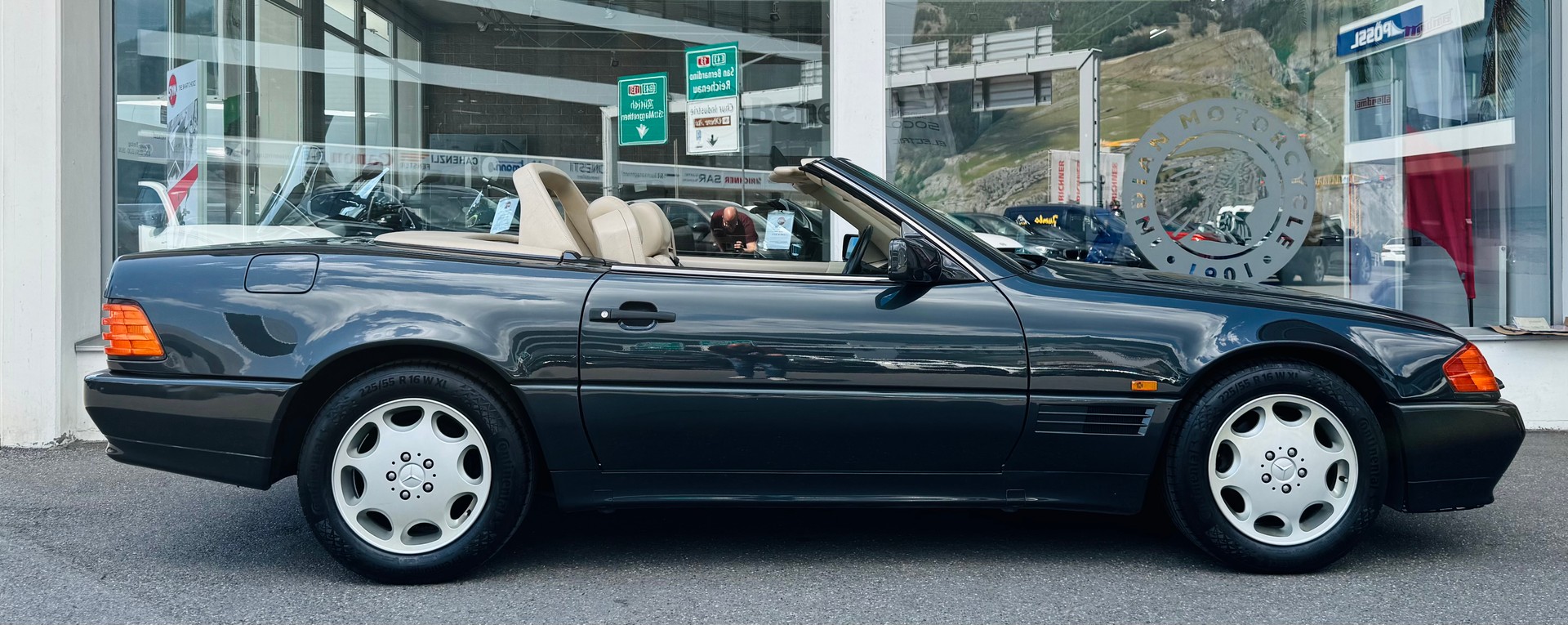 MERCEDES-BENZ SL 280-showroom-element-2