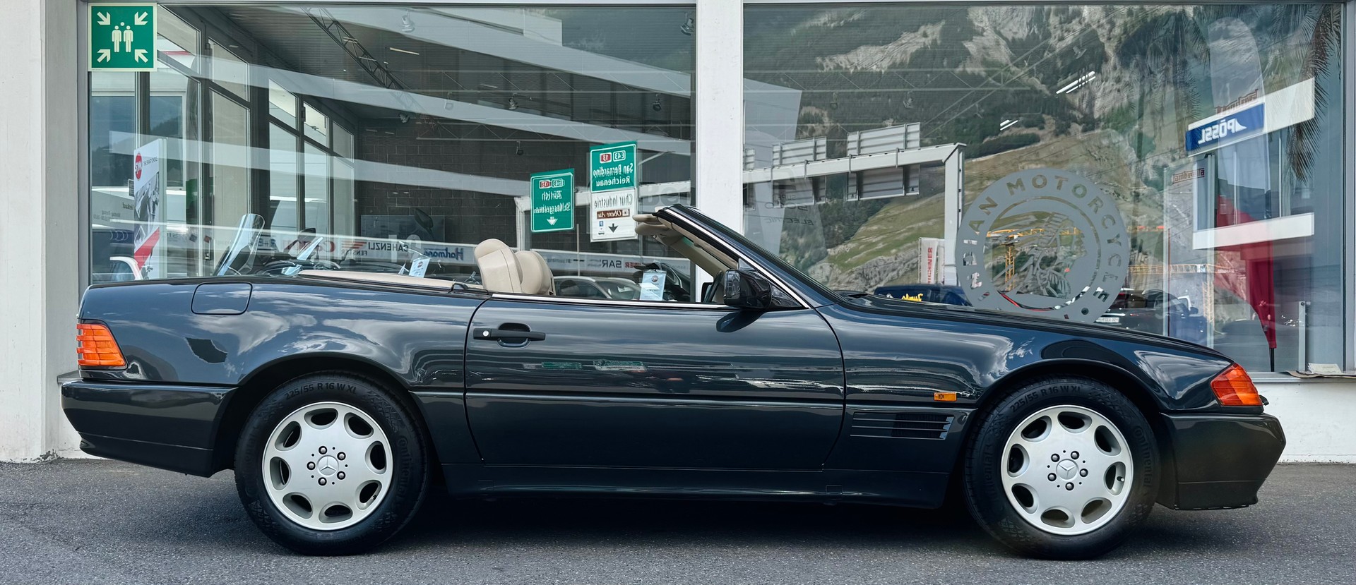 MERCEDES-BENZ SL 280-showroom-element-1