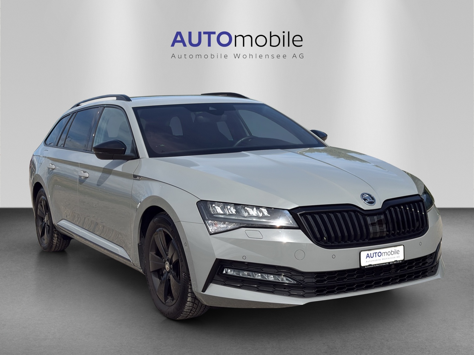 SKODA Superb Combi 2.0 TDi SportLine Light 4x4 DSG-image-3