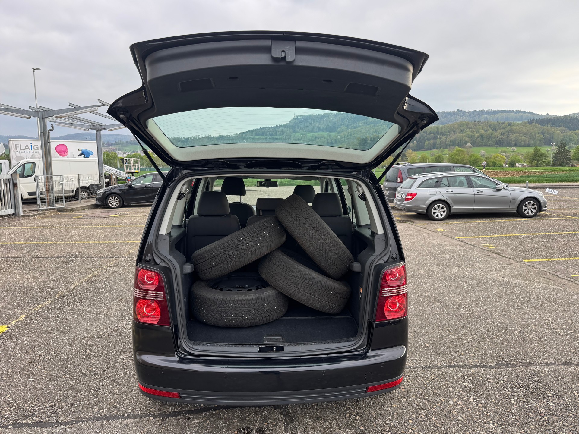 VW Touran 1.4 TSI Highline-image-6
