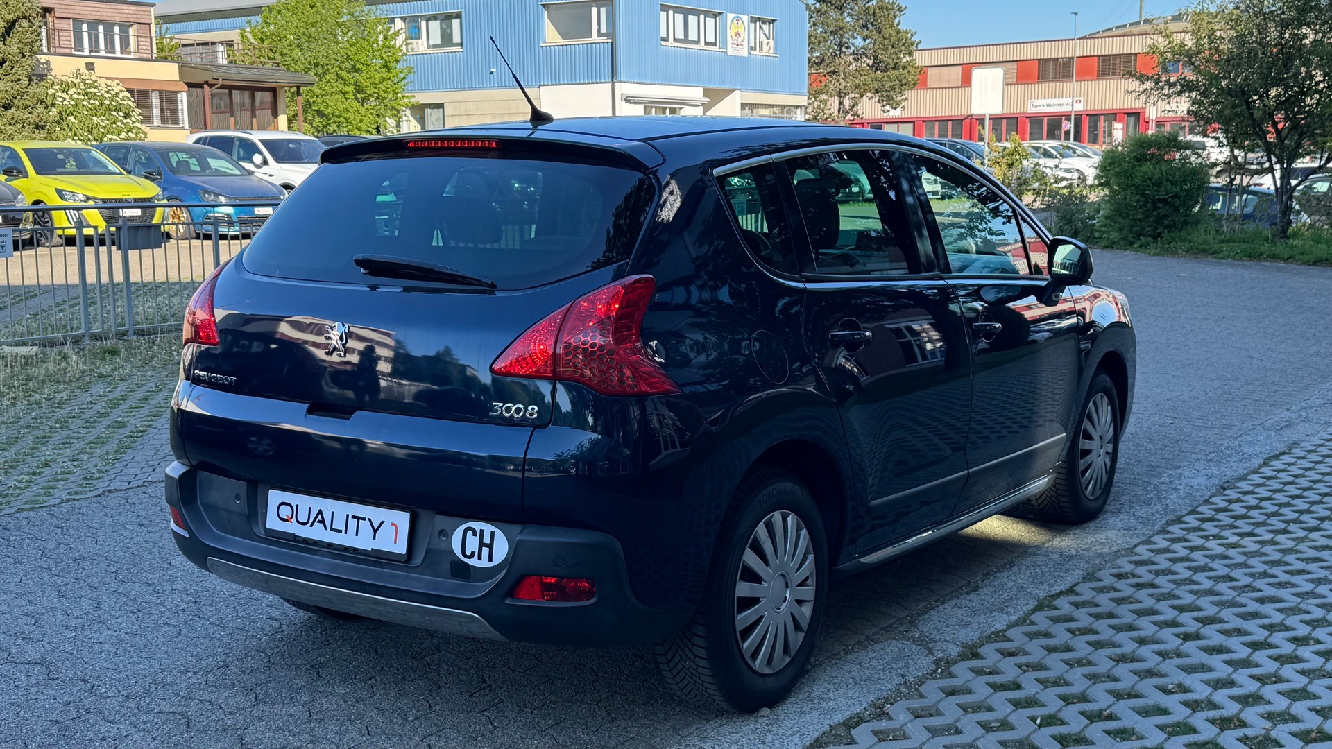 PEUGEOT 3008 1.6 HDI Sport EGS6-image-3