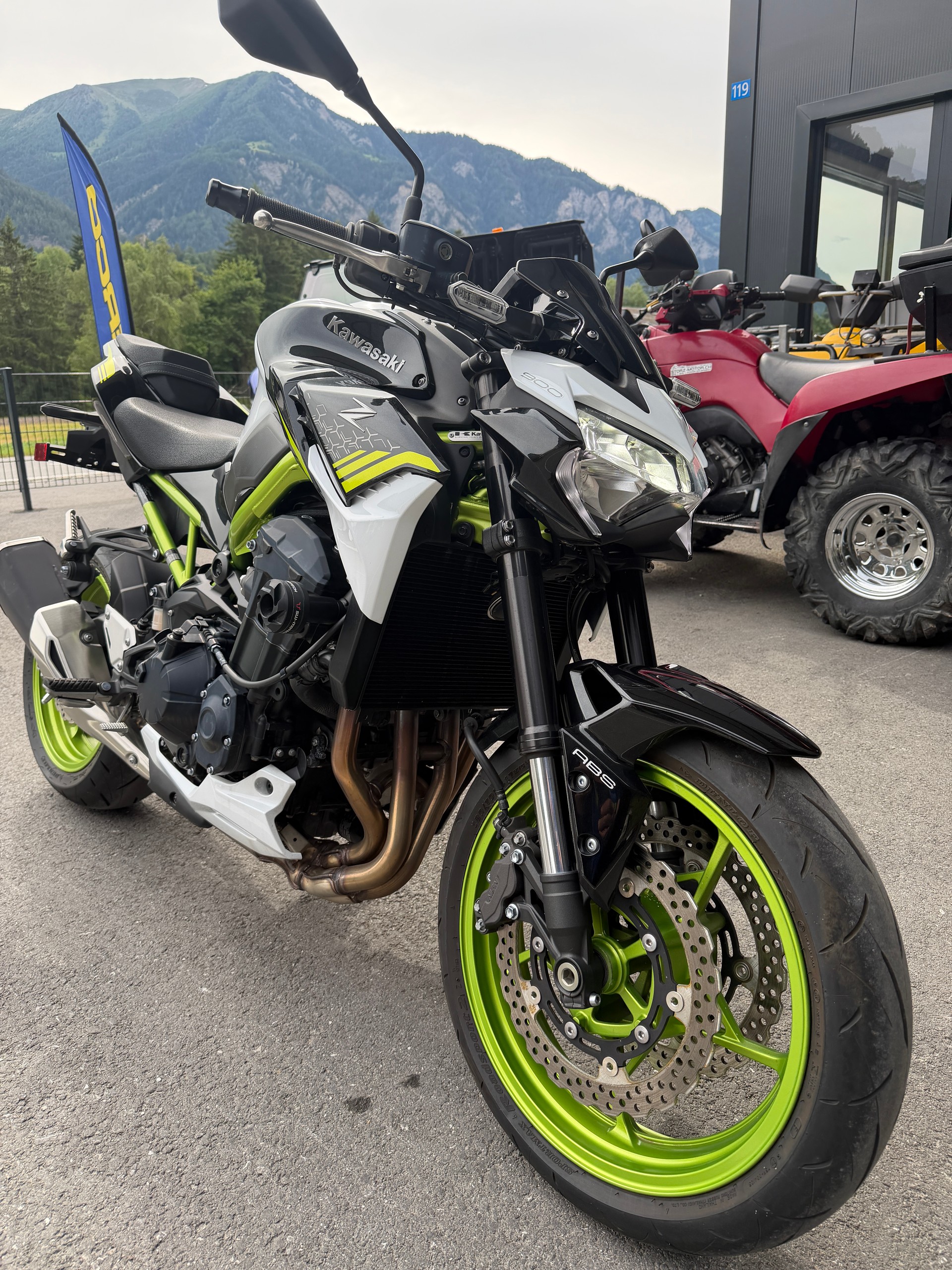 KAWASAKI Z 900 Performance-image-1