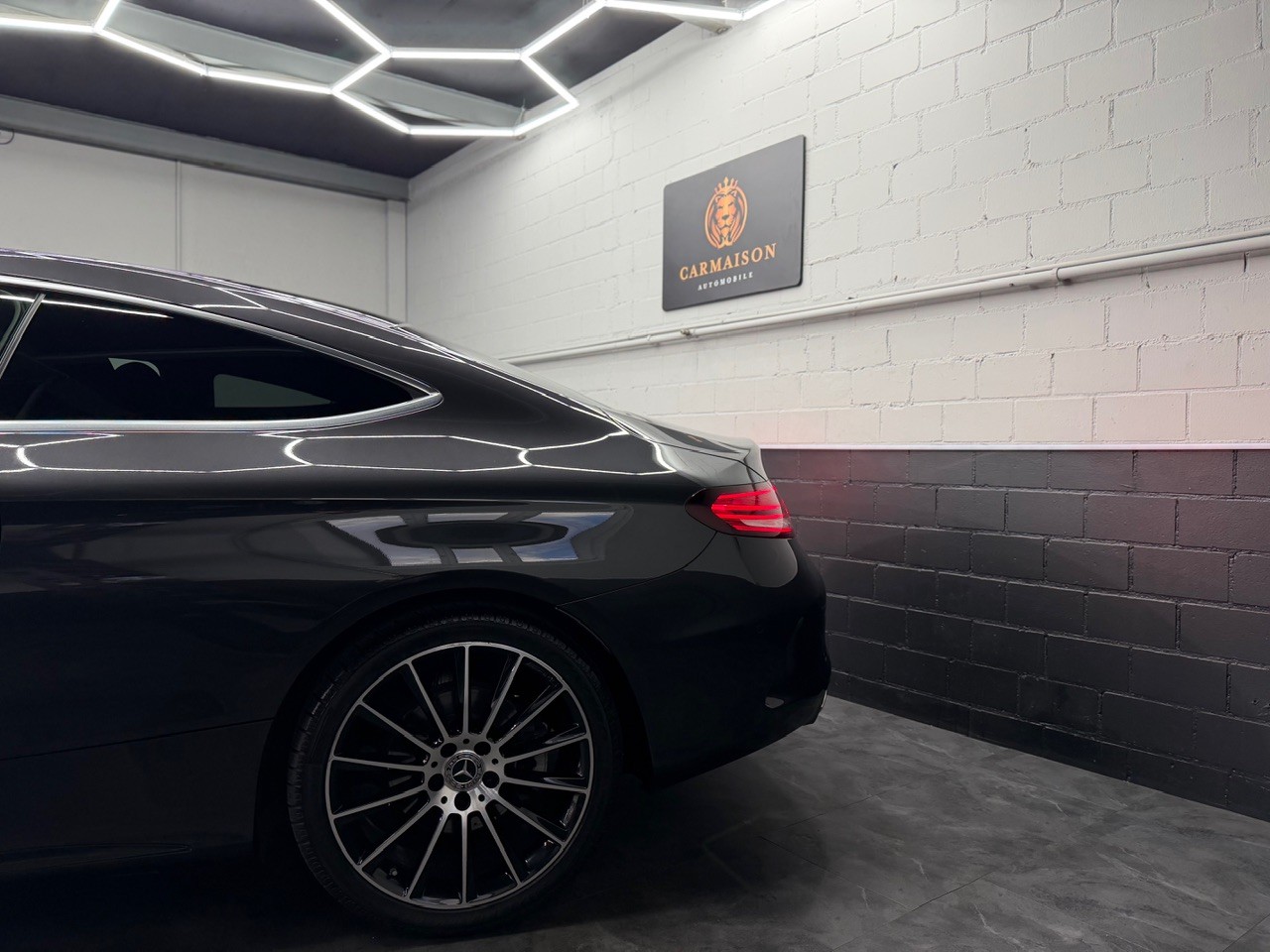 MERCEDES-BENZ C 300 Coupé AMG Line 9G-tronic | CH-Fahrzeug | Rückfahrkamera | Head-Up Display-showroom-element-3