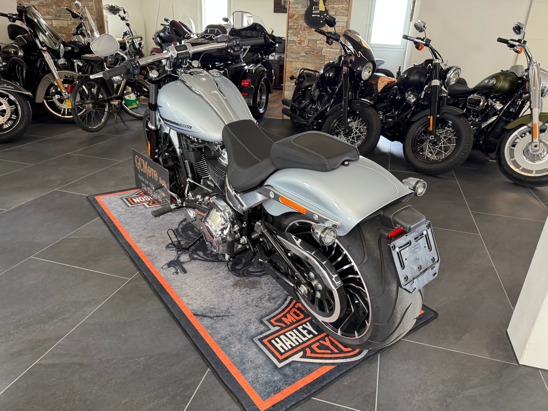 HARLEY-DAVIDSON FXBR Breakout 117-image-3