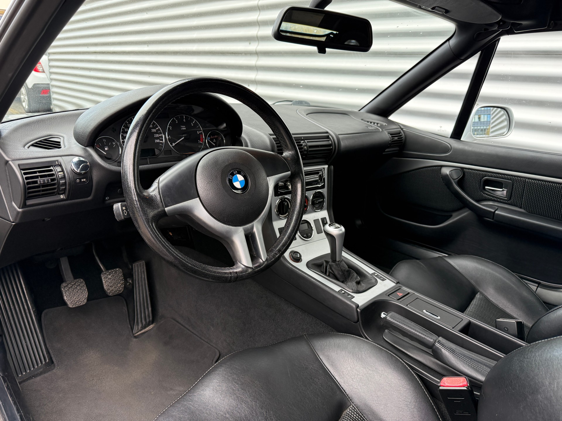 BMW Z3 1.9i Roadster-image-4