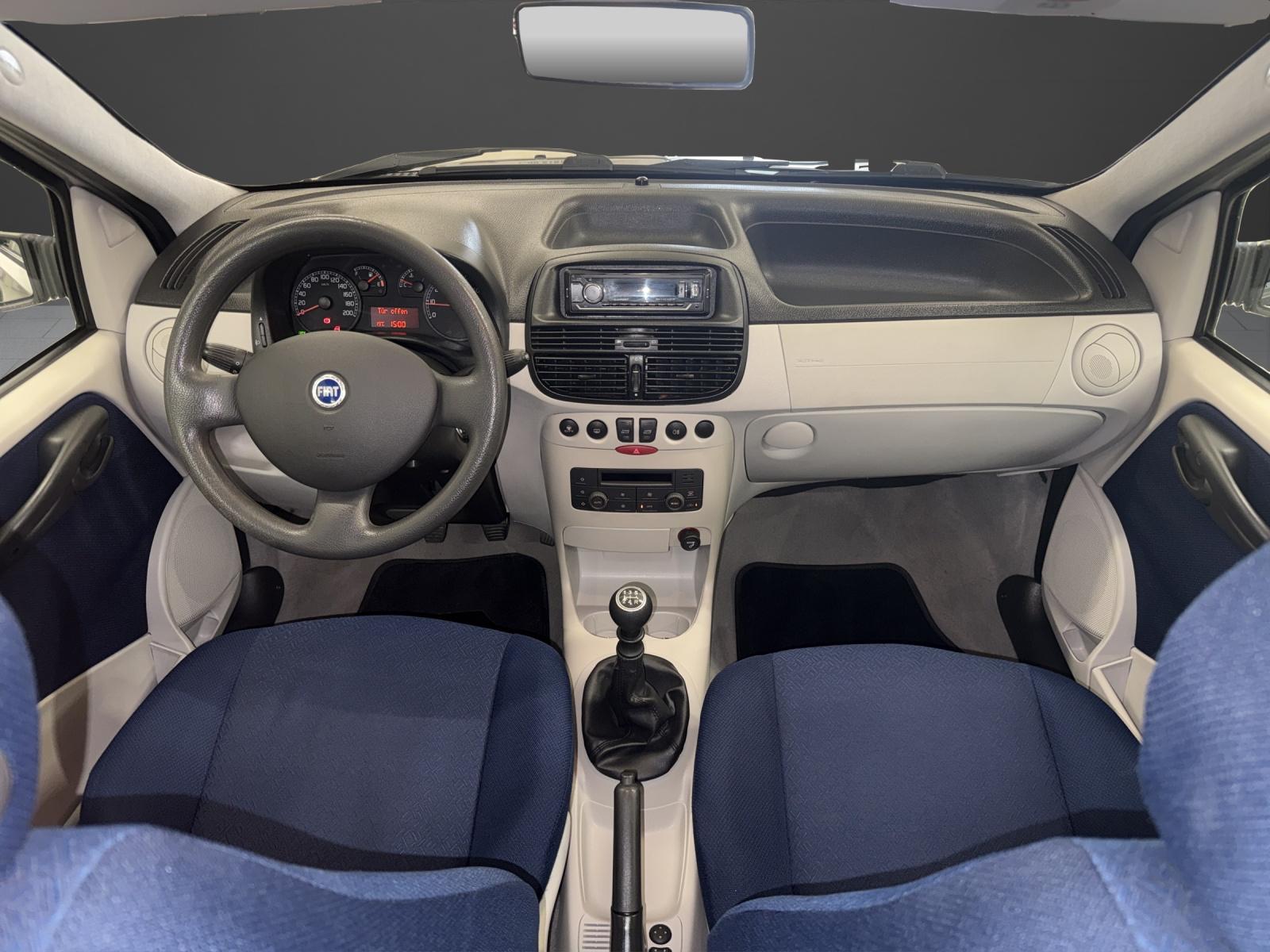 FIAT Punto 1.4 16V Emotion-image-8