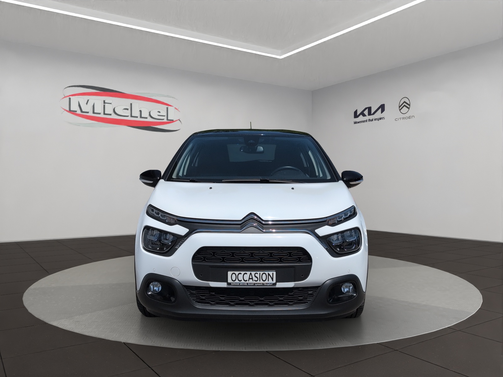 CITROEN C3 1.2i PureTech Shine 110PS Automatik / Rückfahrkamera / Totwinkelassistent / Premium Occasion Garantie-image-1