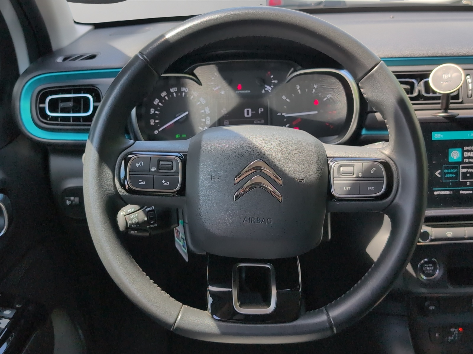 CITROEN C3 1.2i PureTech Shine 110PS Automatik / Rückfahrkamera / Totwinkelassistent / Premium Occasion Garantie-image-10