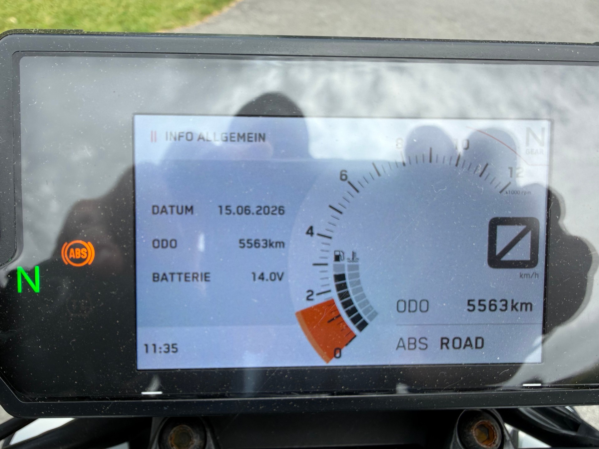 KTM 390 Duke-image-6