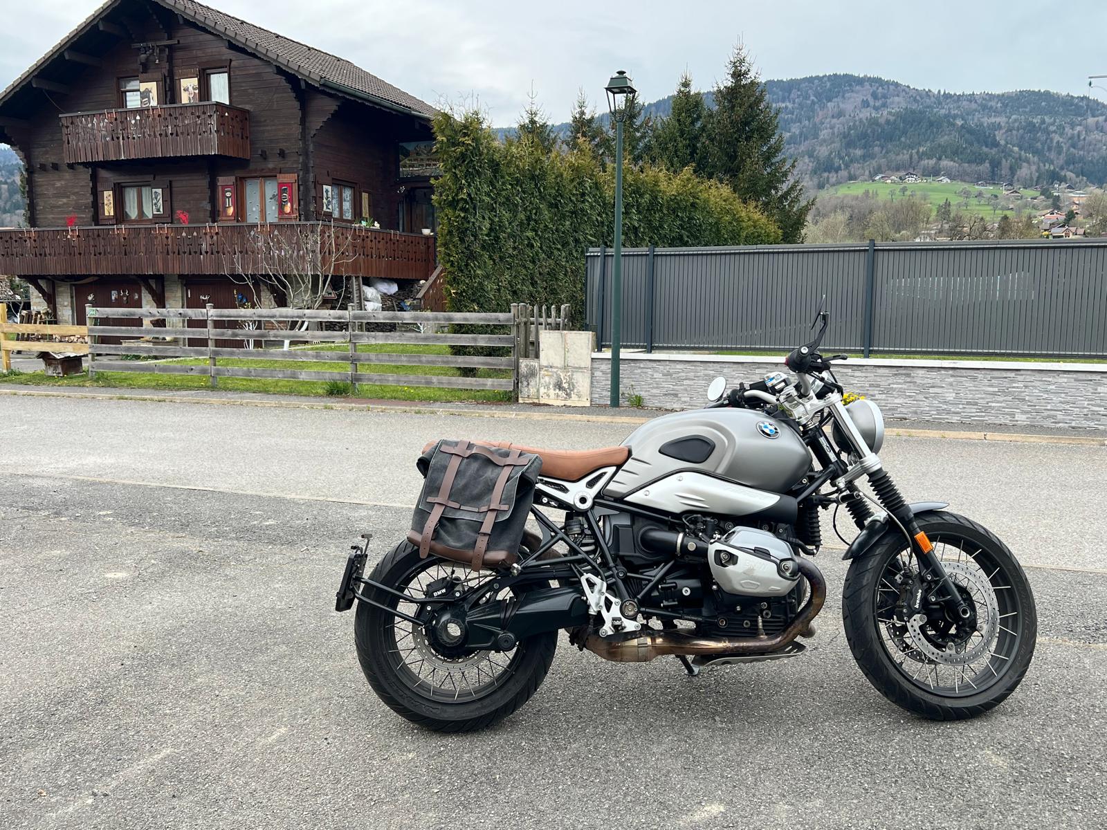 BMW R nineT Scrambler ABS-image-2