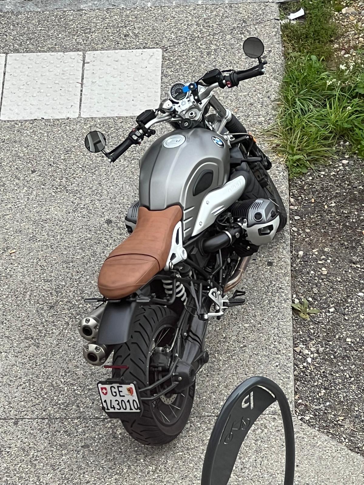 BMW R nineT Scrambler ABS-image-7