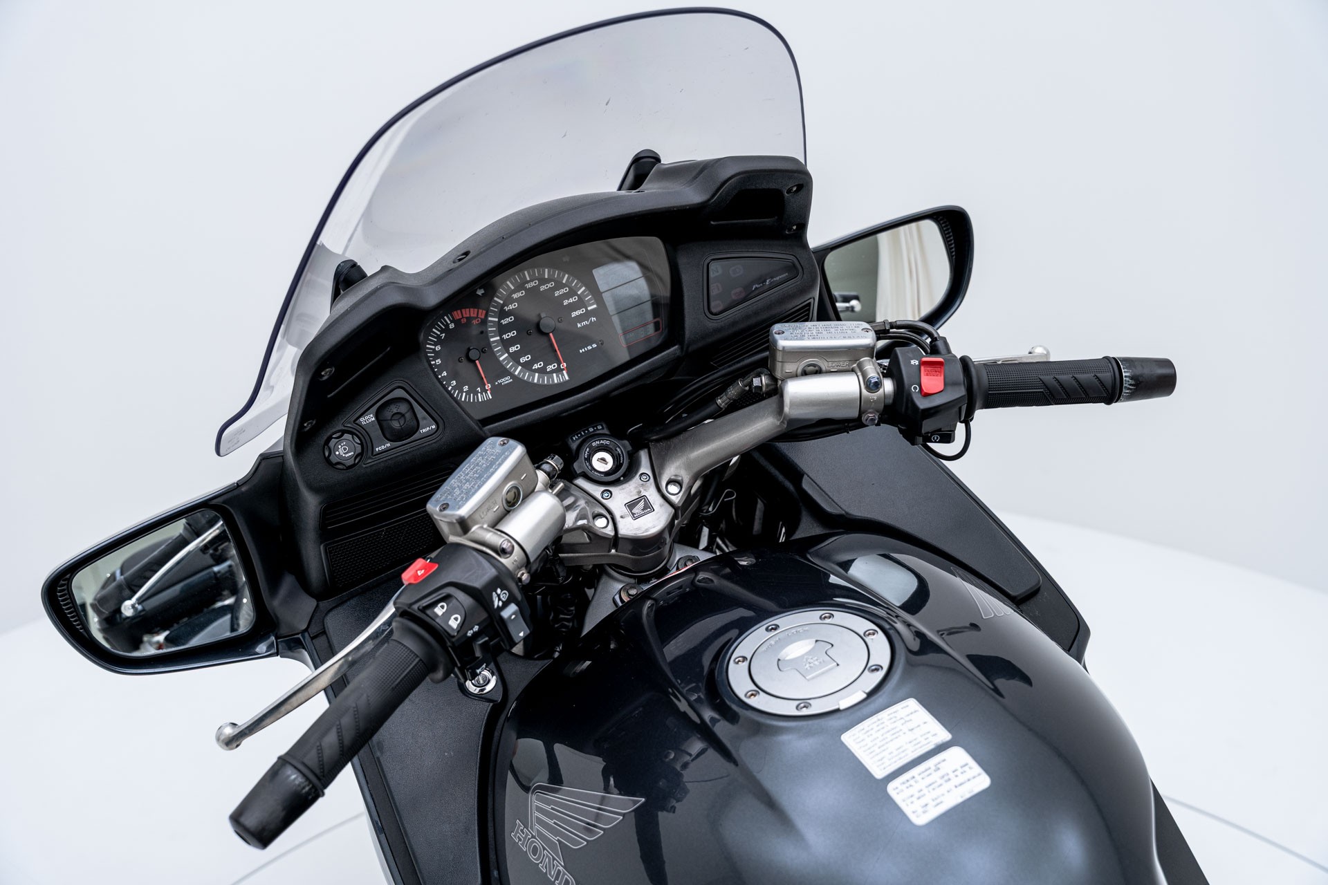 HONDA ST 1300 ABS Pan-European-image-7