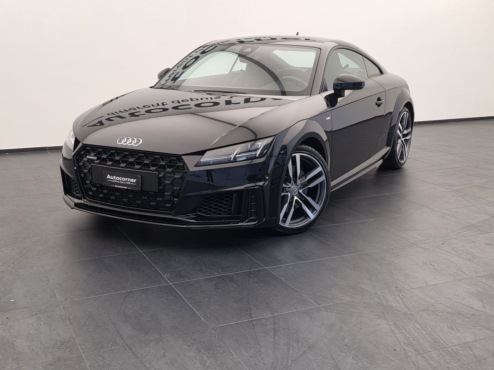AUDI TT Coupé 45 TFSI quattro S-tronic-showroom-element-1