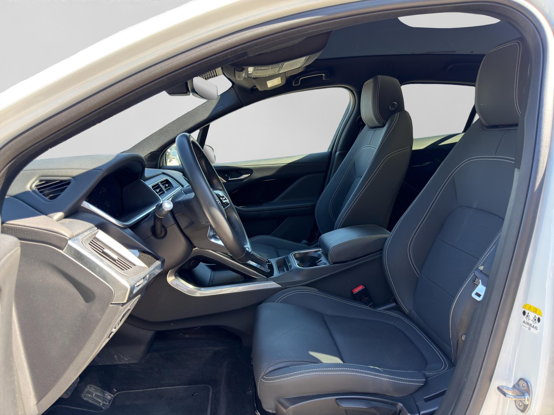 JAGUAR I-Pace EV400 S AWD-showroom-element-2