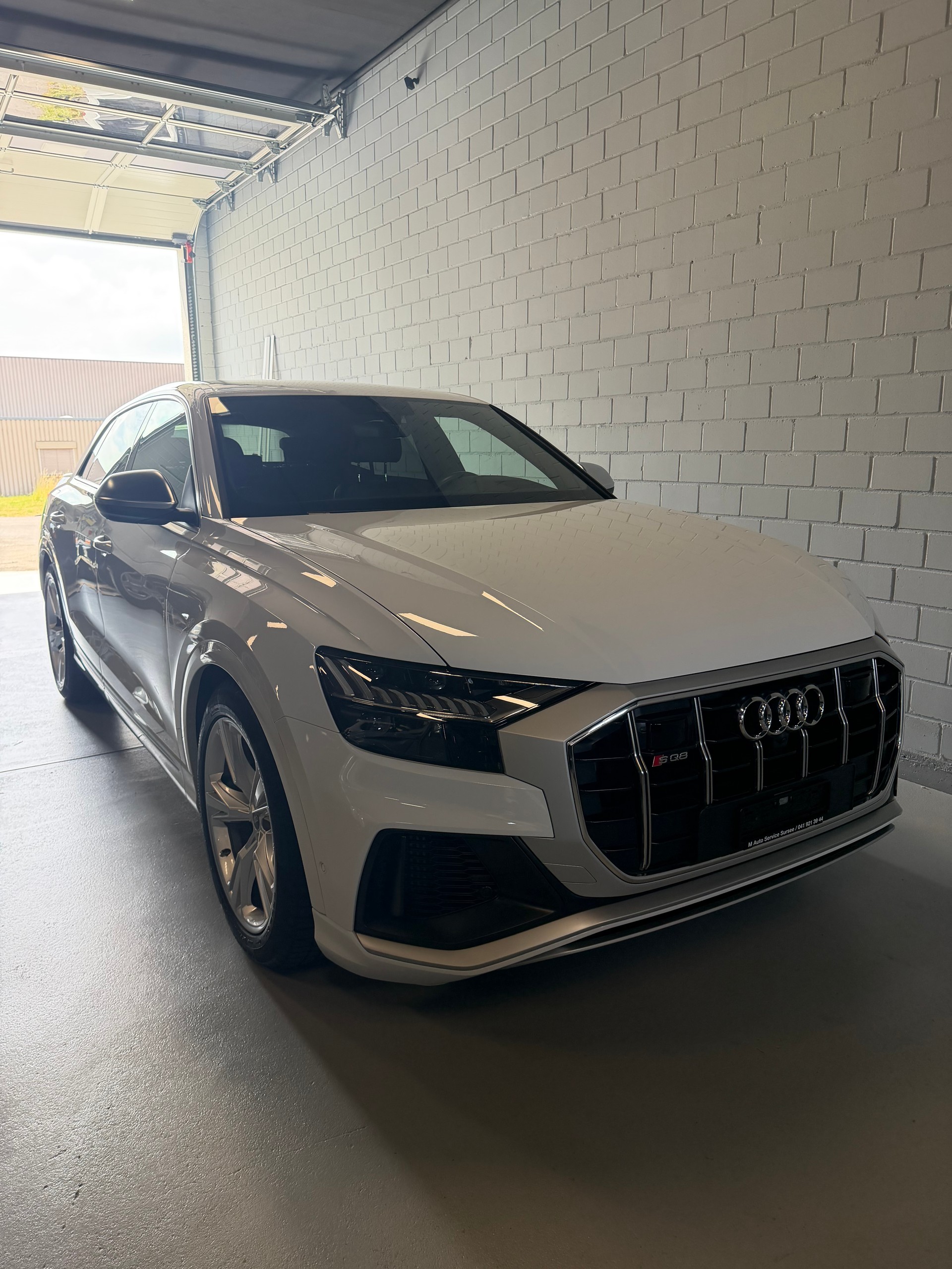 AUDI SQ8 TFSI quattro tiptronic