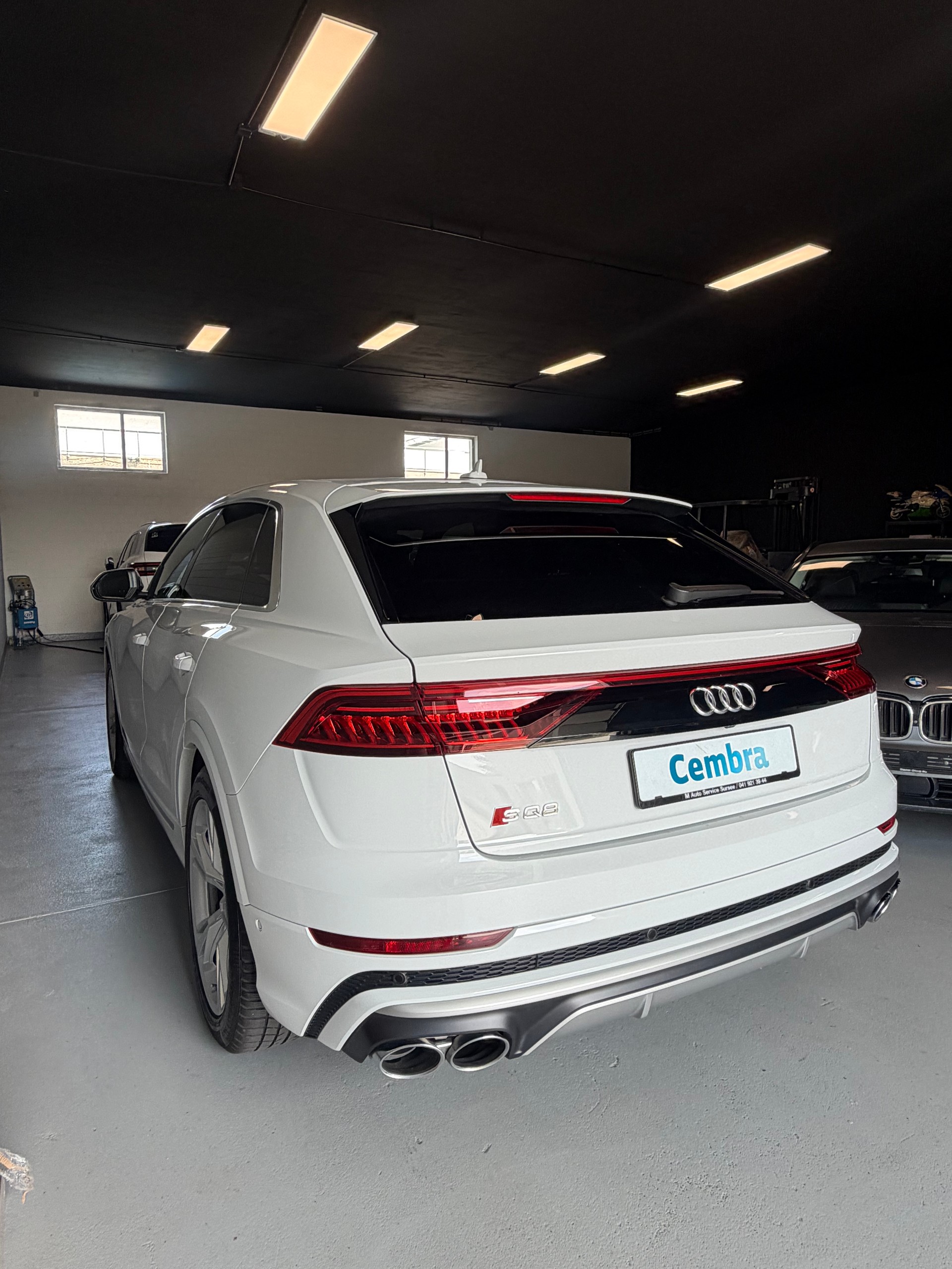 AUDI SQ8 TFSI quattro tiptronic-image-7