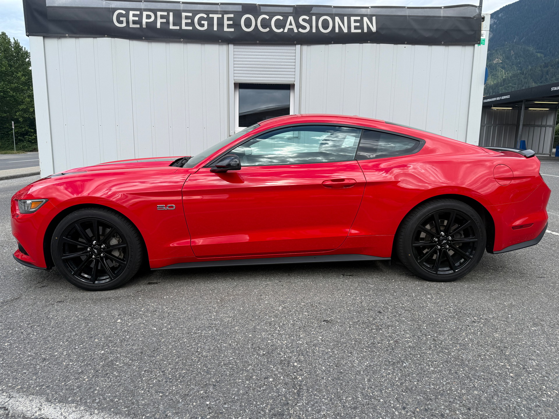 FORD Mustang Fastback 5.0 V8 GT *HANDSCHALTER* ORGINAL US CAR*PREMIUM AUSSTATTUNG*CH-ERSTAUSLIEFERUNG*-image-7