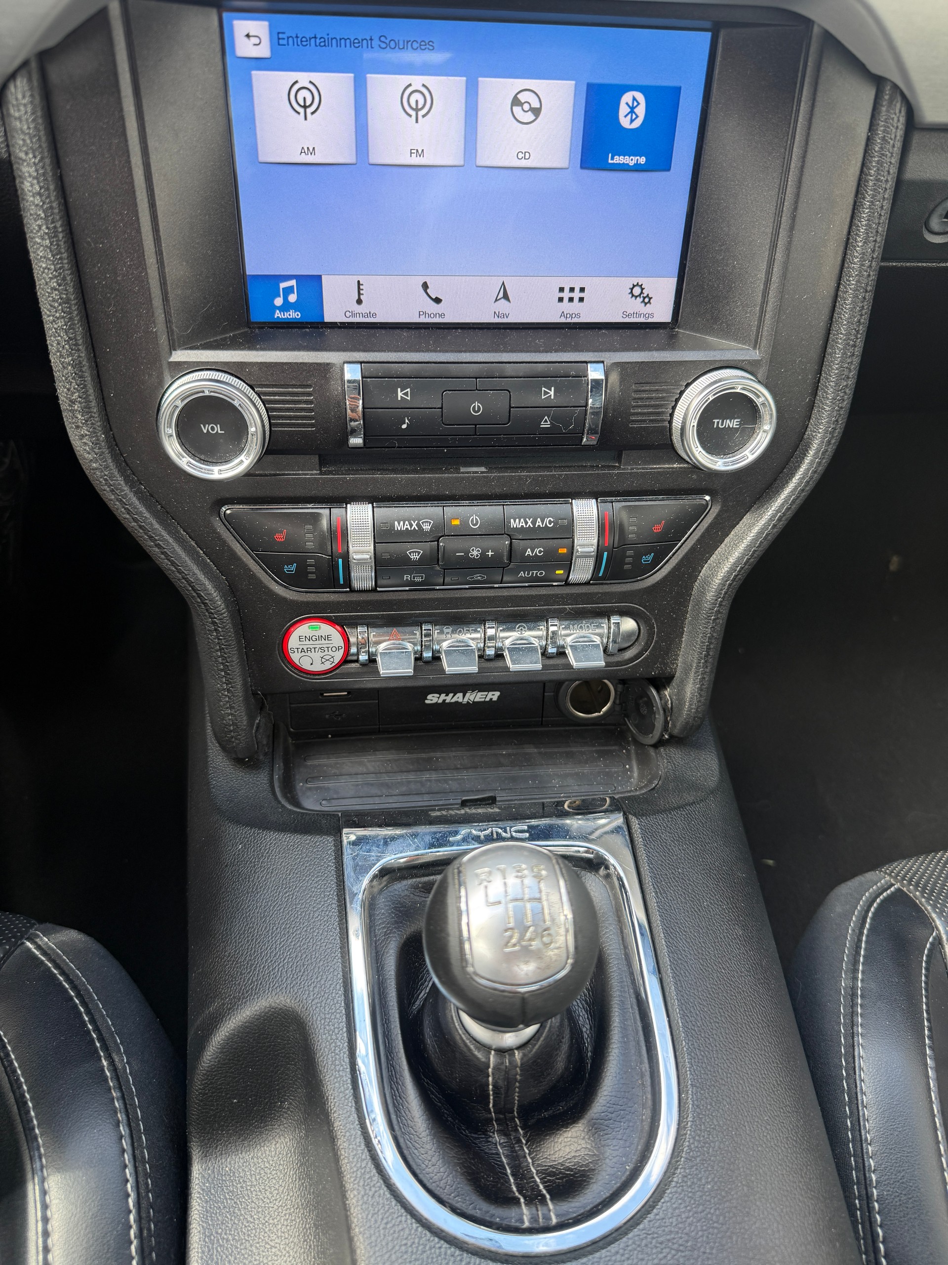 FORD Mustang Fastback 5.0 V8 GT *HANDSCHALTER* ORGINAL US CAR*PREMIUM AUSSTATTUNG*CH-ERSTAUSLIEFERUNG*-image-17