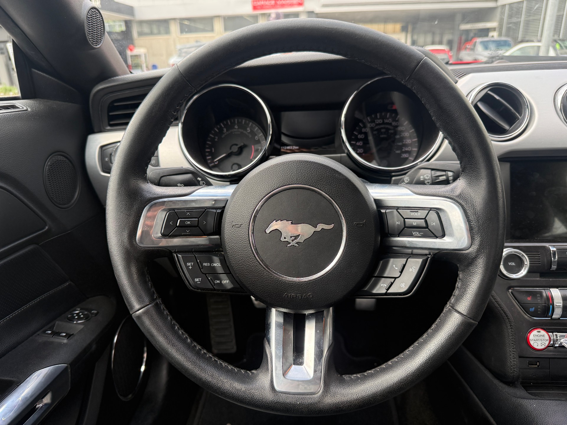 FORD Mustang Fastback 5.0 V8 GT *HANDSCHALTER* ORGINAL US CAR*PREMIUM AUSSTATTUNG*CH-ERSTAUSLIEFERUNG*-image-15