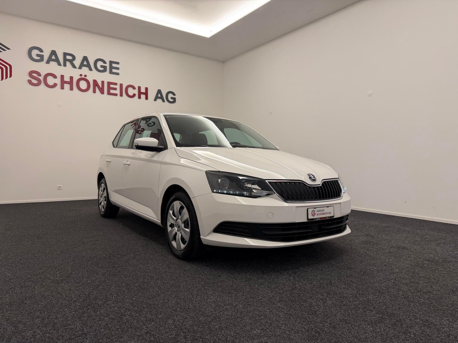 SKODA Fabia 1.2 TSI Ambition-showroom-element-1