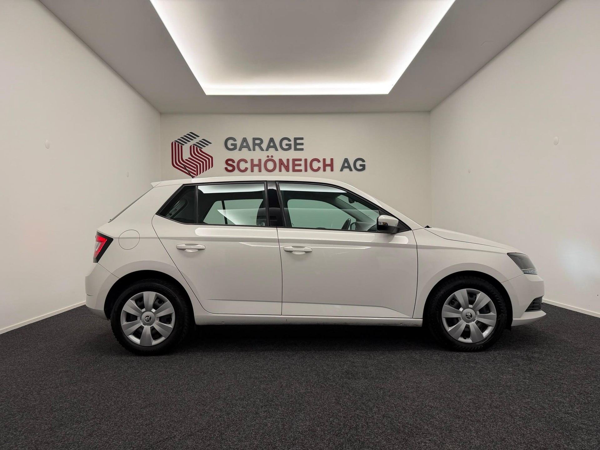 SKODA Fabia 1.2 TSI Ambition-showroom-element-2