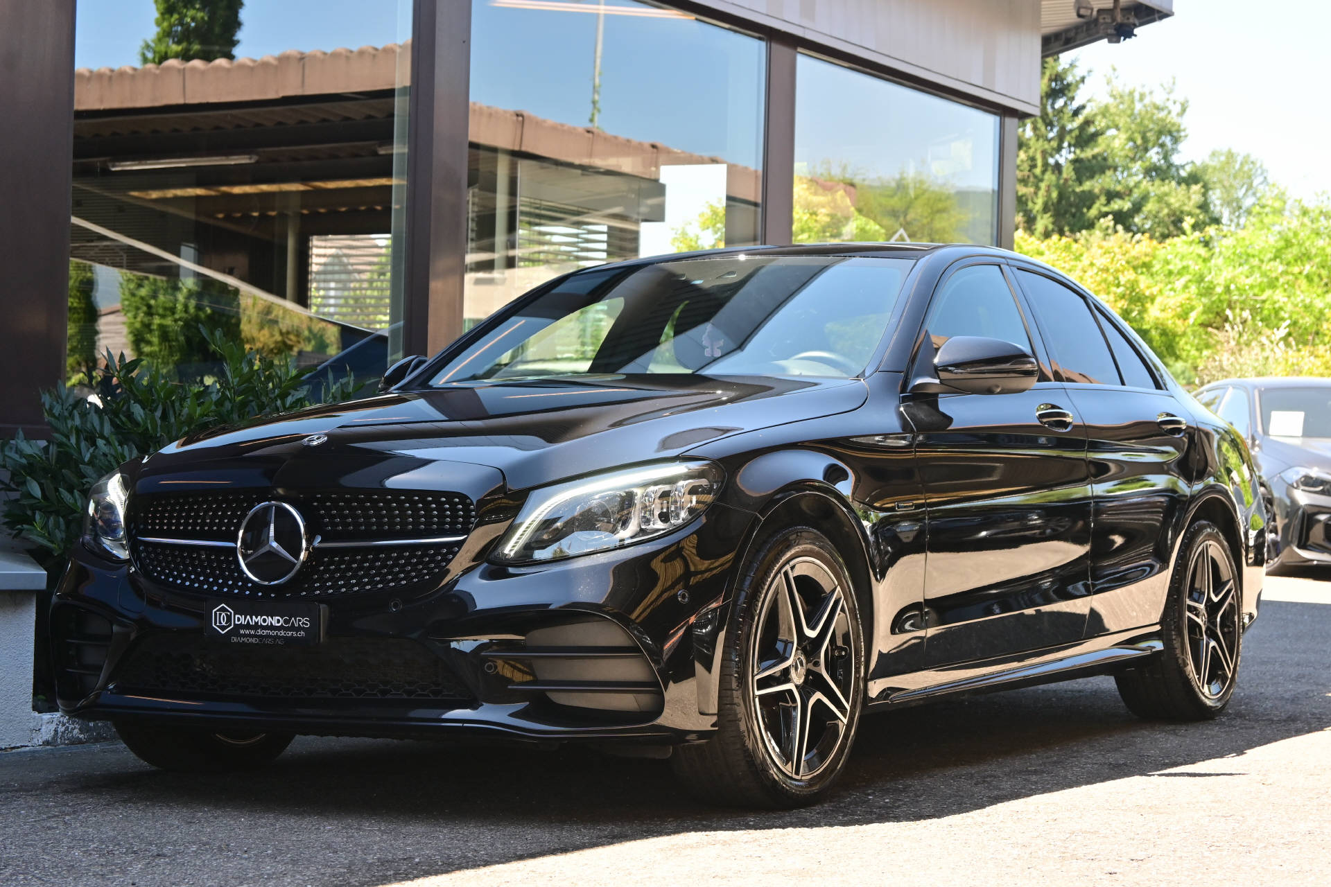 MERCEDES-BENZ C 300 e AMG Line 4matic