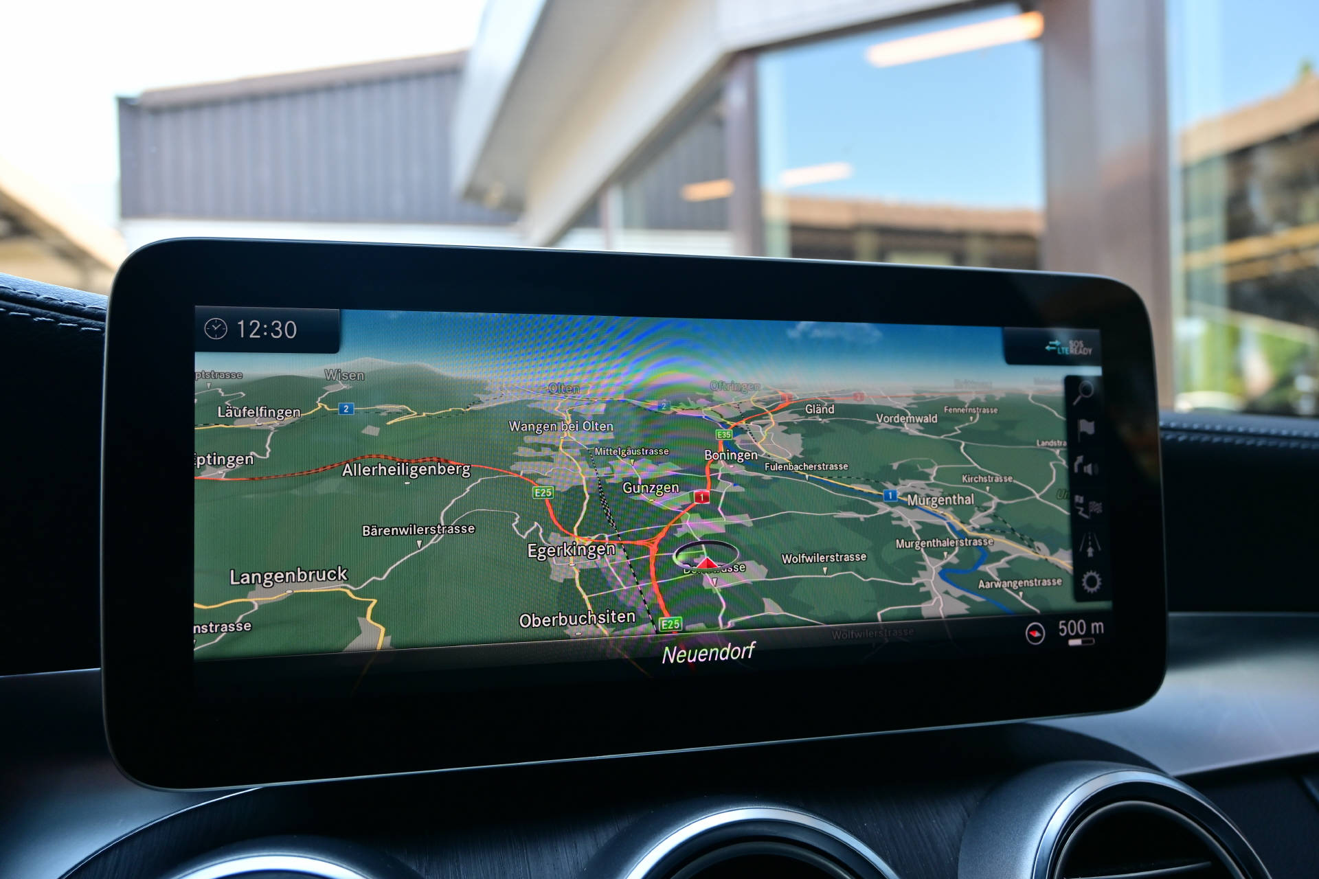MERCEDES-BENZ C 300 e AMG Line 4matic-image-14