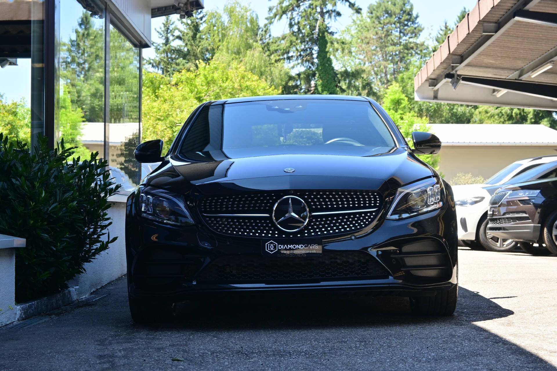 MERCEDES-BENZ C 300 e AMG Line 4matic-showroom-element-1