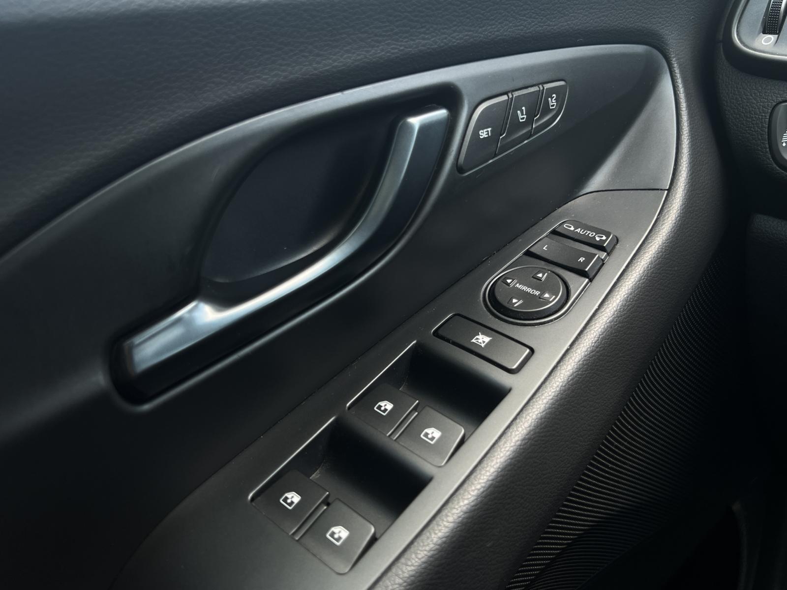 HYUNDAI i30 2.0 T-GDi N-image-22