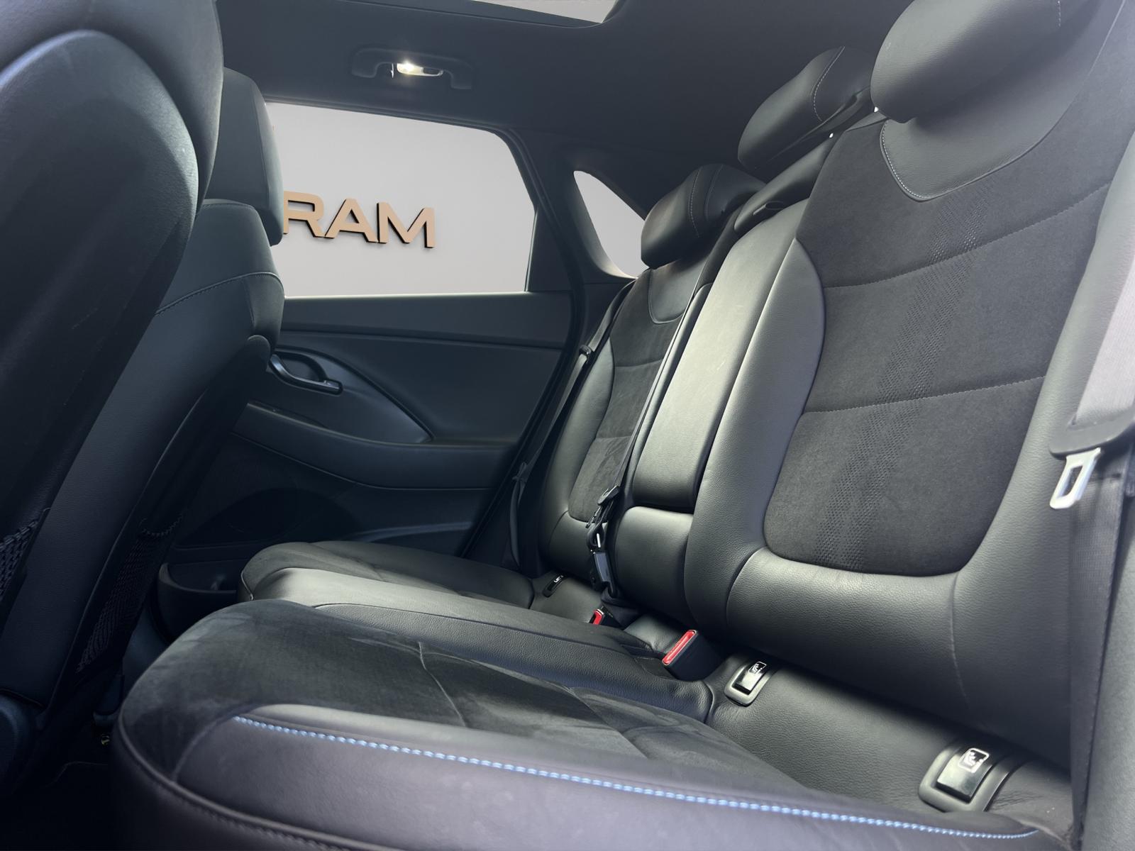 HYUNDAI i30 2.0 T-GDi N-image-13