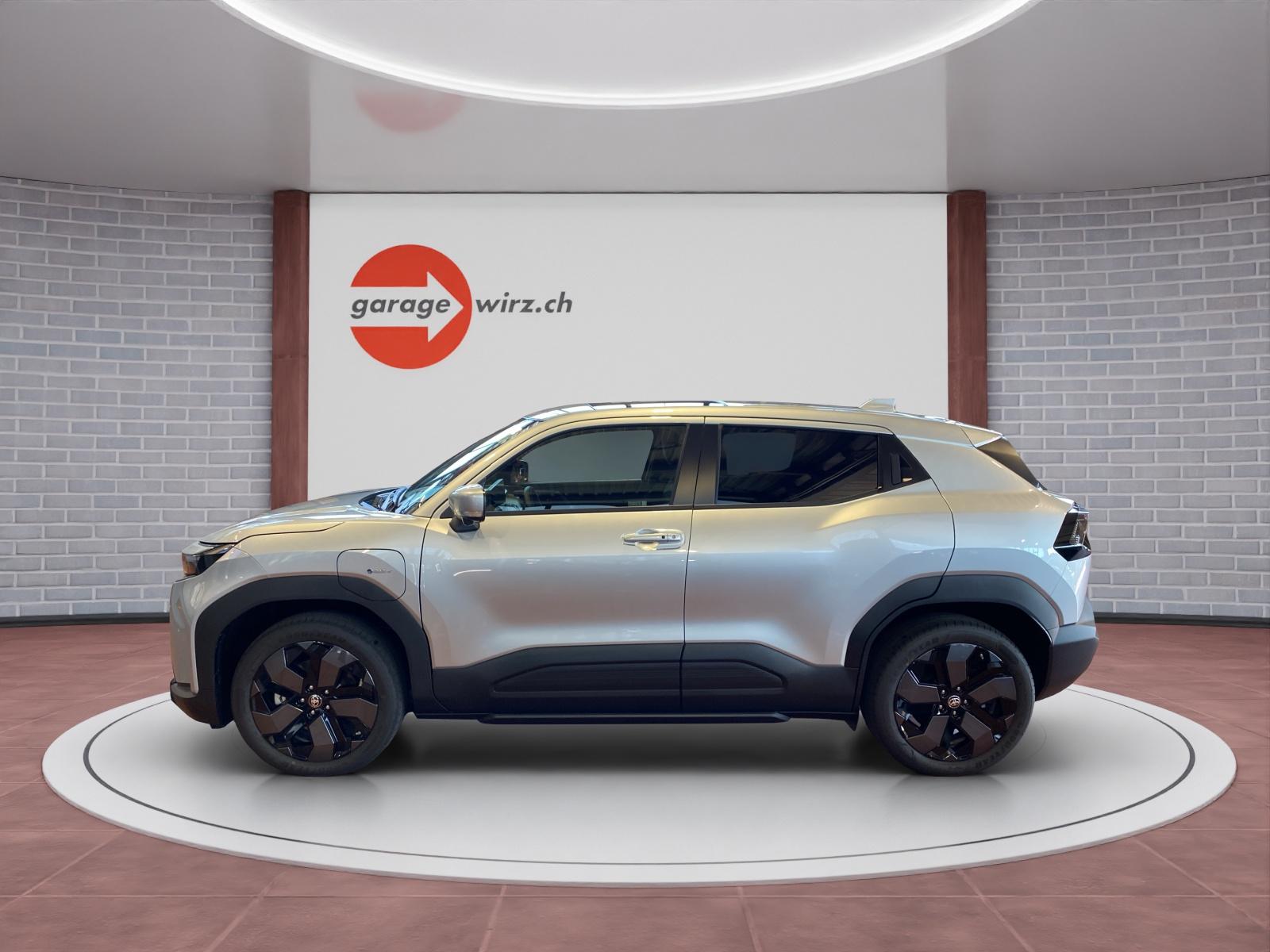 TOYOTA Urban Cruiser Premium-showroom-element-1
