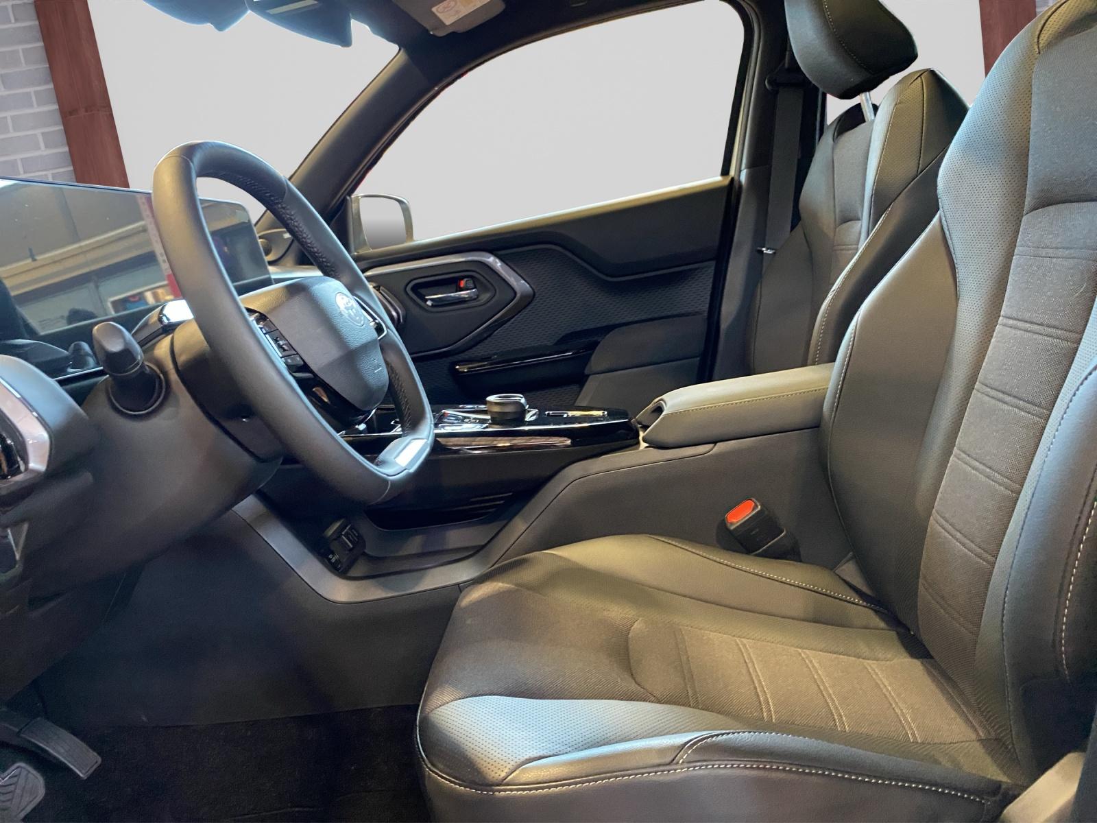 TOYOTA Urban Cruiser Premium-image-7