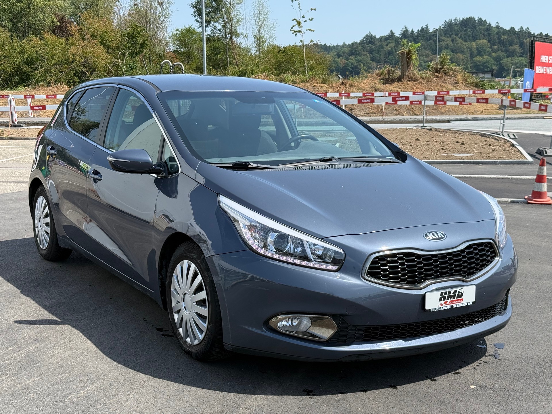 KIA Cee'd 1.6 CRDi Trend-image-2