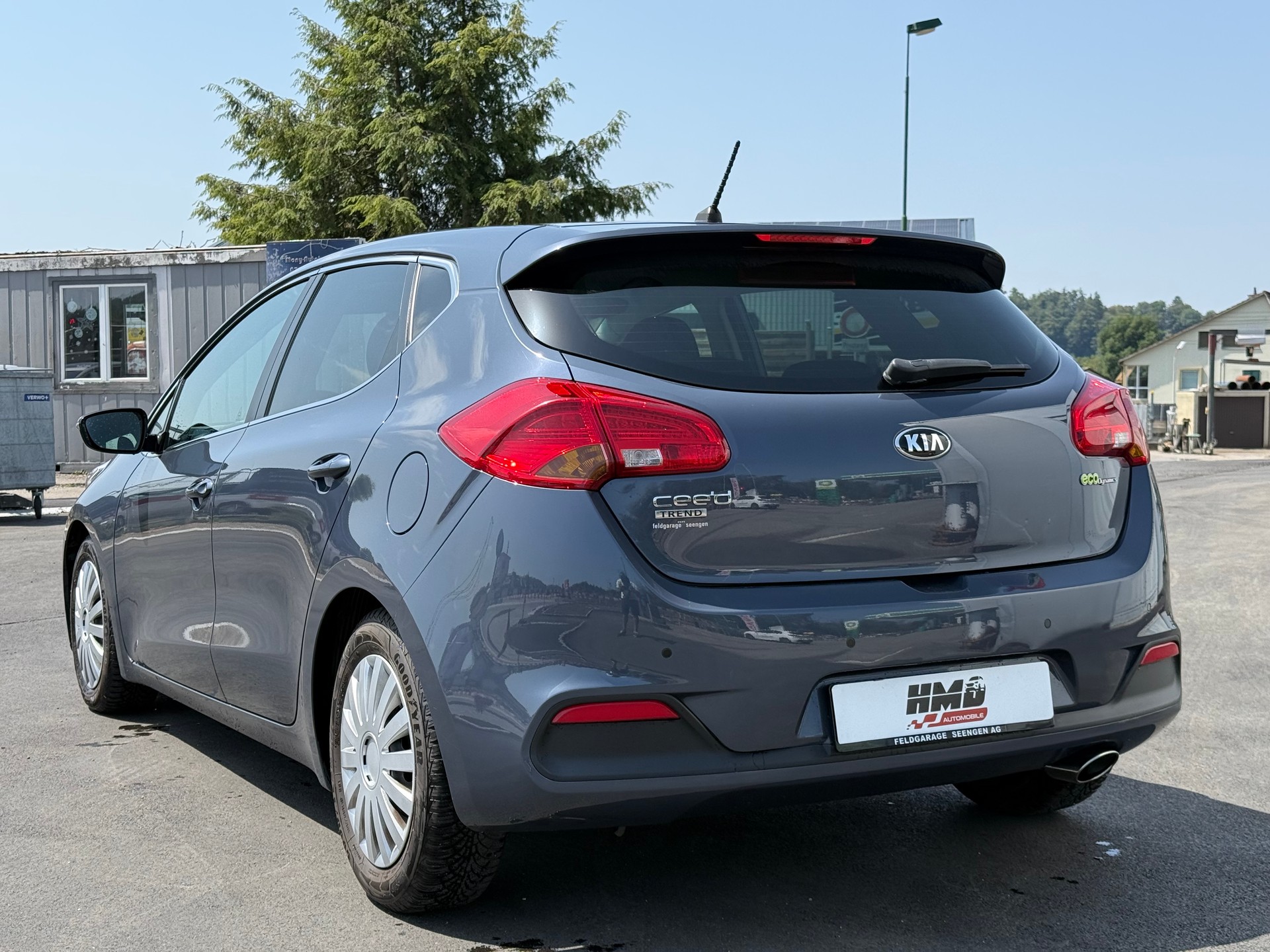 KIA Cee'd 1.6 CRDi Trend-image-5