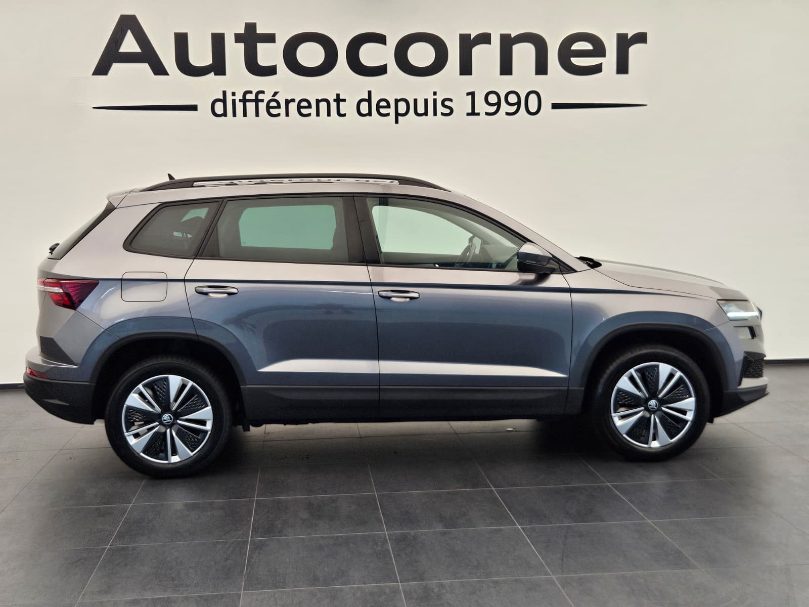 SKODA Karoq 1.5 TSI Ambition DSG-image-5