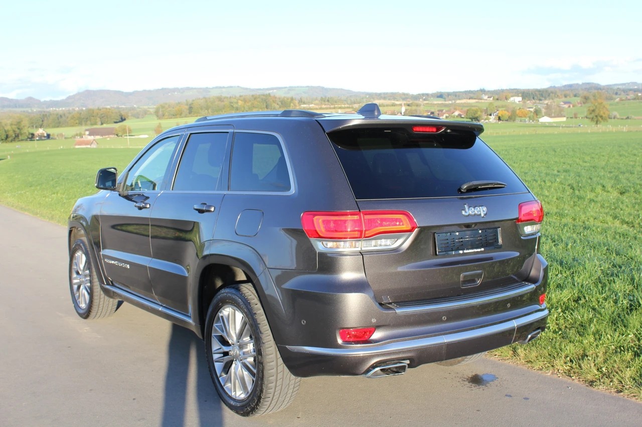 JEEP Grand Cherokee 3.0 CRD Summit Automatic-showroom-element-3