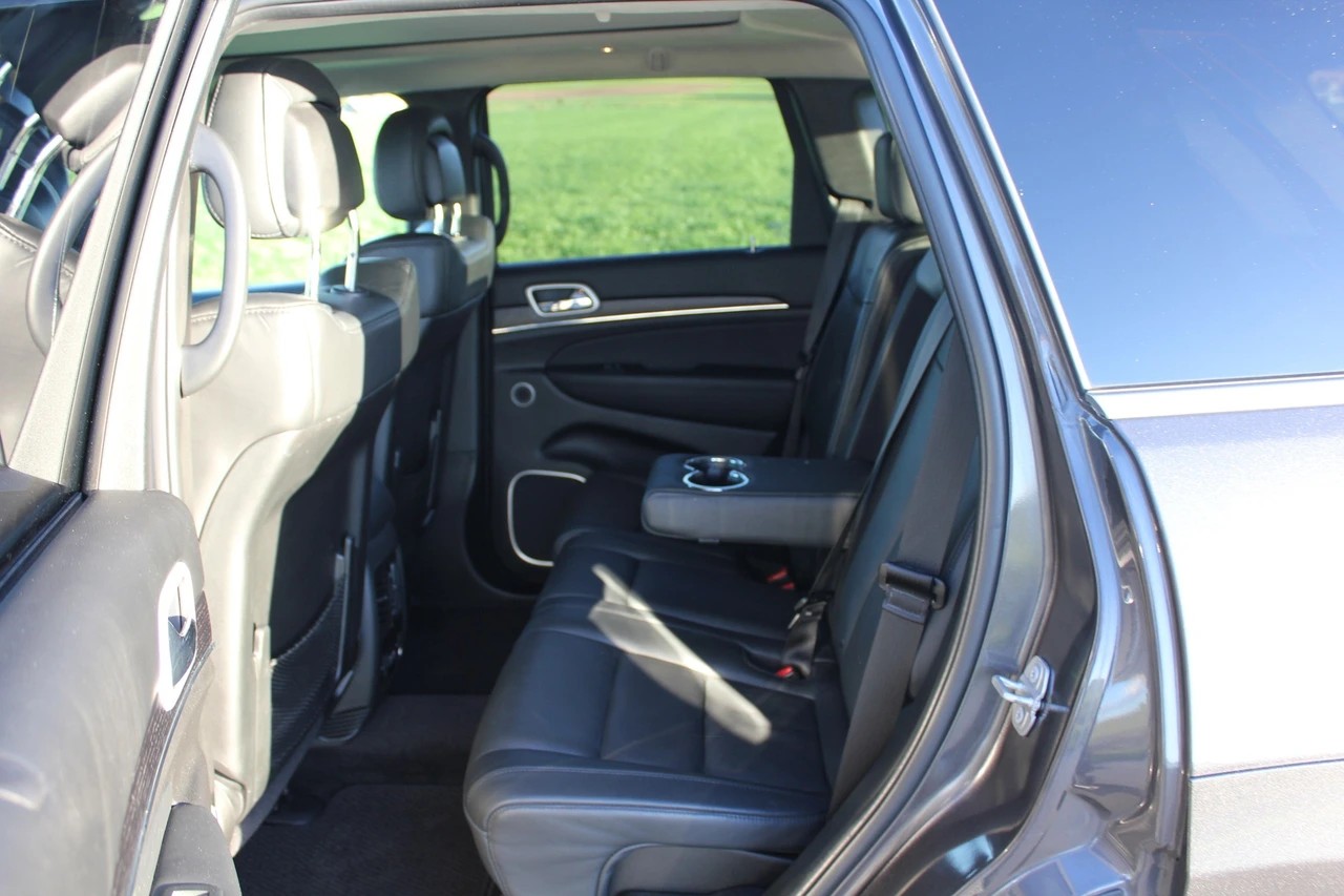 JEEP Grand Cherokee 3.0 CRD Summit Automatic-image-7