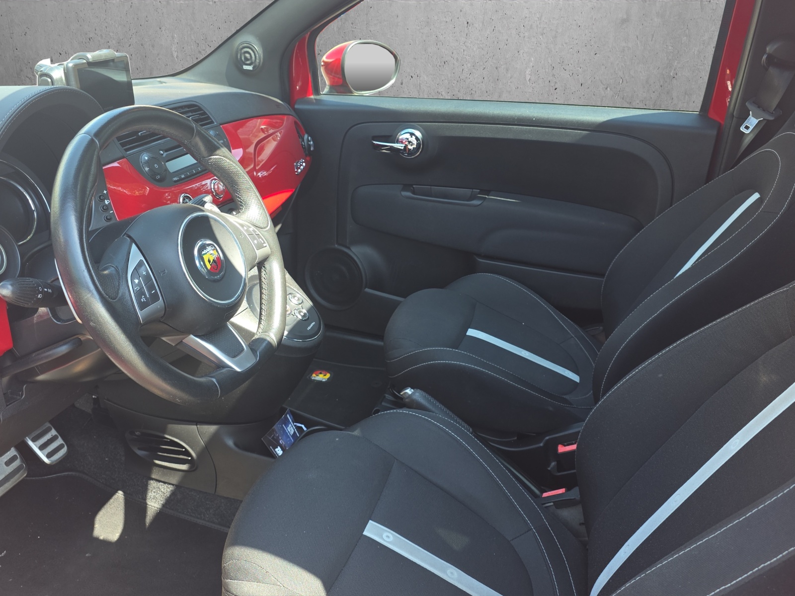 FIAT 500 1.4 16V Turbo Abarth Dualogic-image-8
