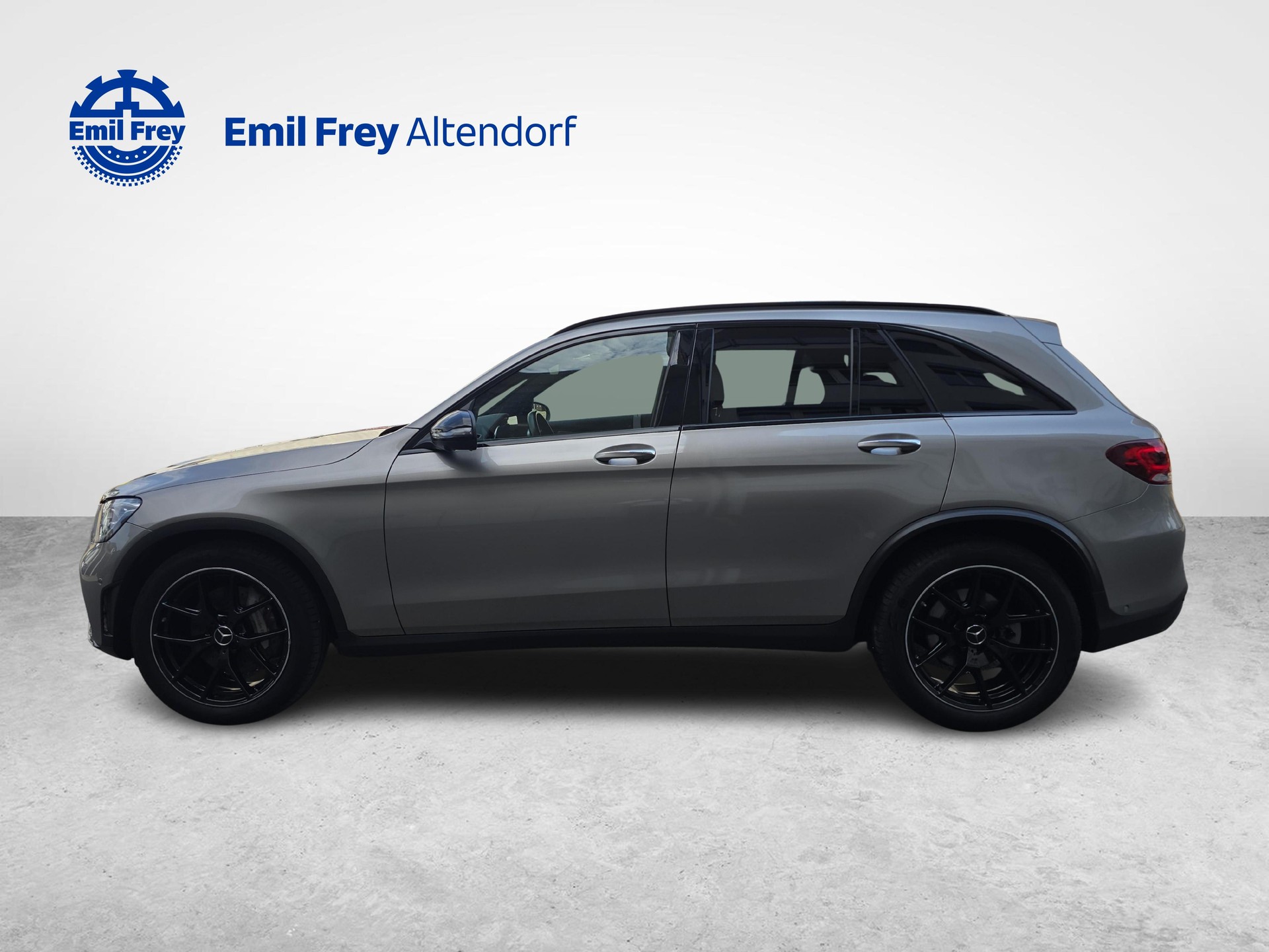 MERCEDES-BENZ GLC 300 d AMG Line 4m-showroom-element-1